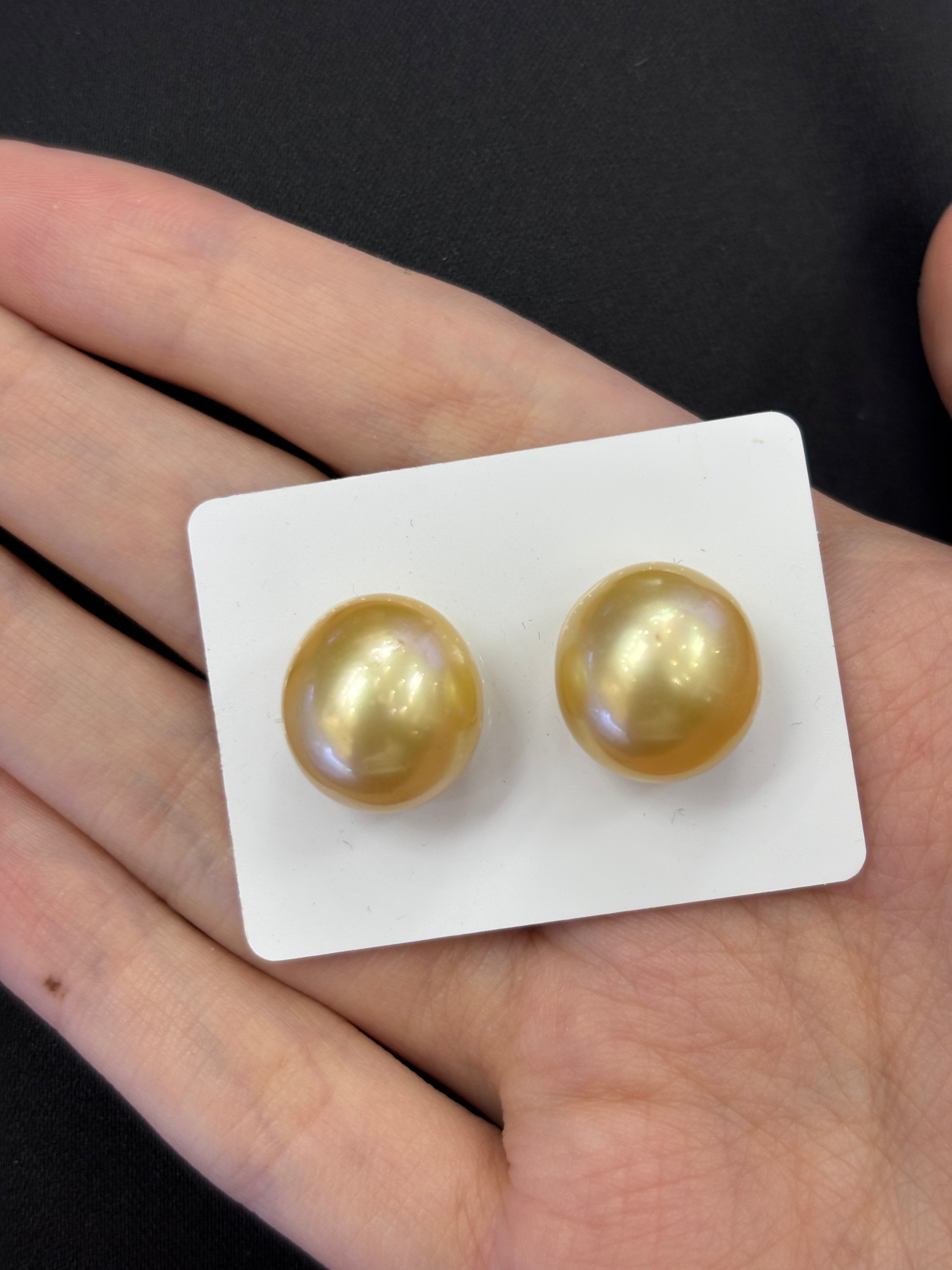 Golden South Sea Pearl PAIR DXBCS0589