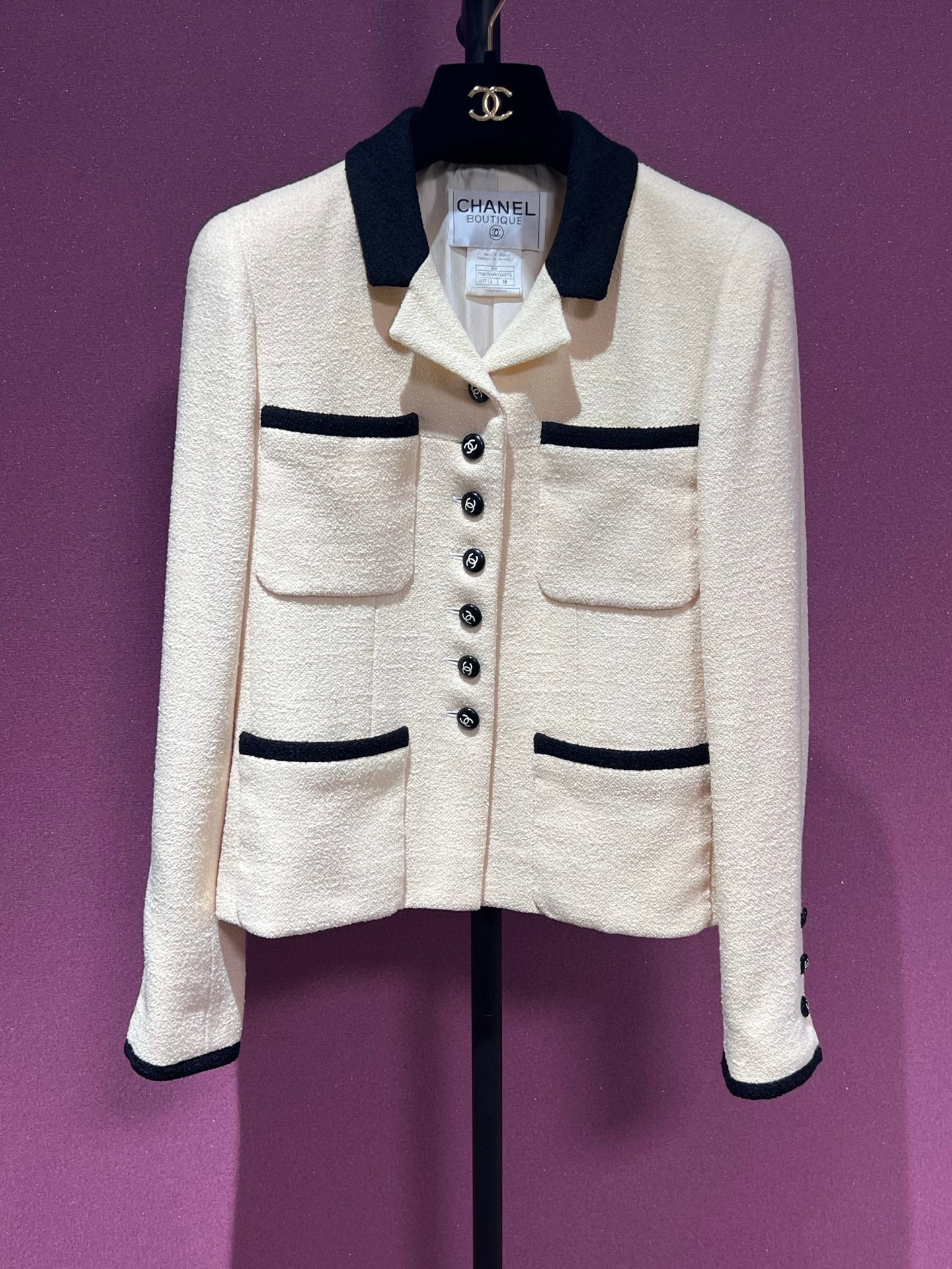 CHANEL 1996 PANDA JACKET 42 FT102184