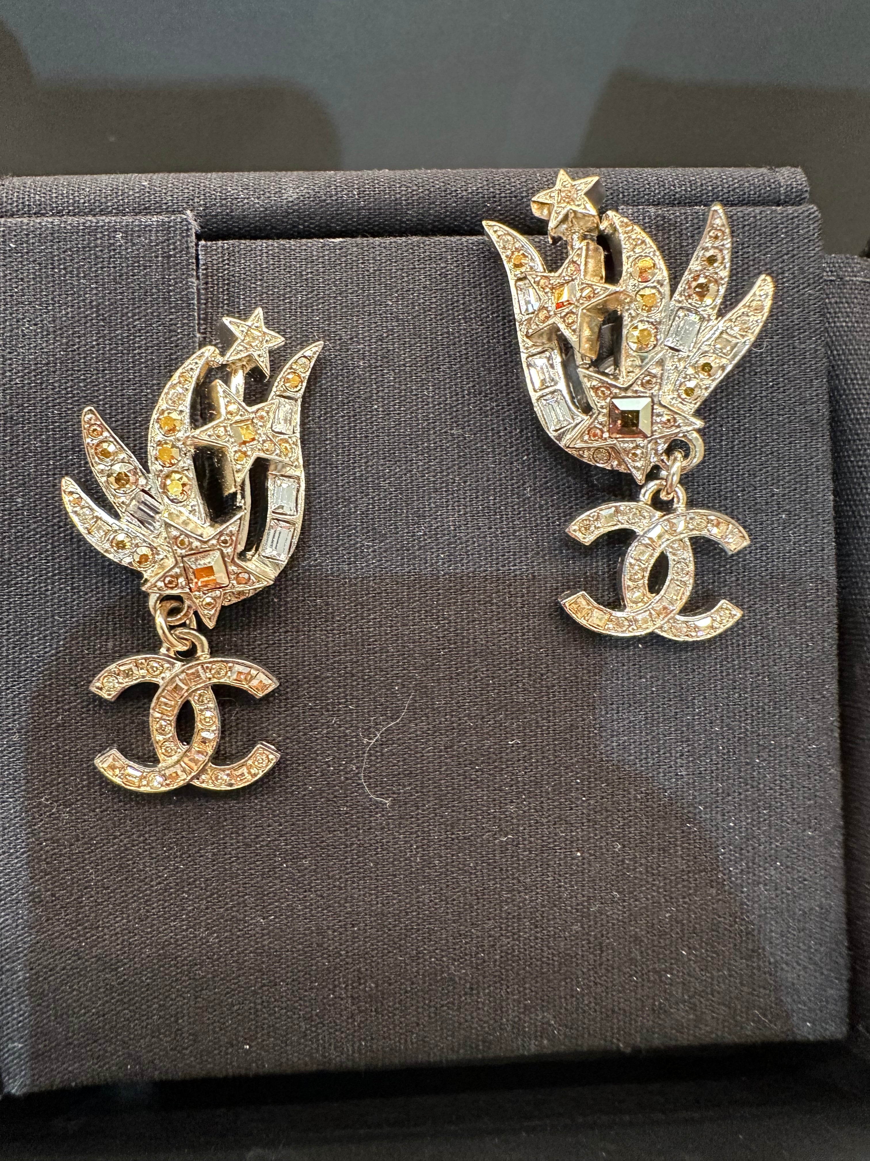 Chanel Star Dangle Earrings - in Box