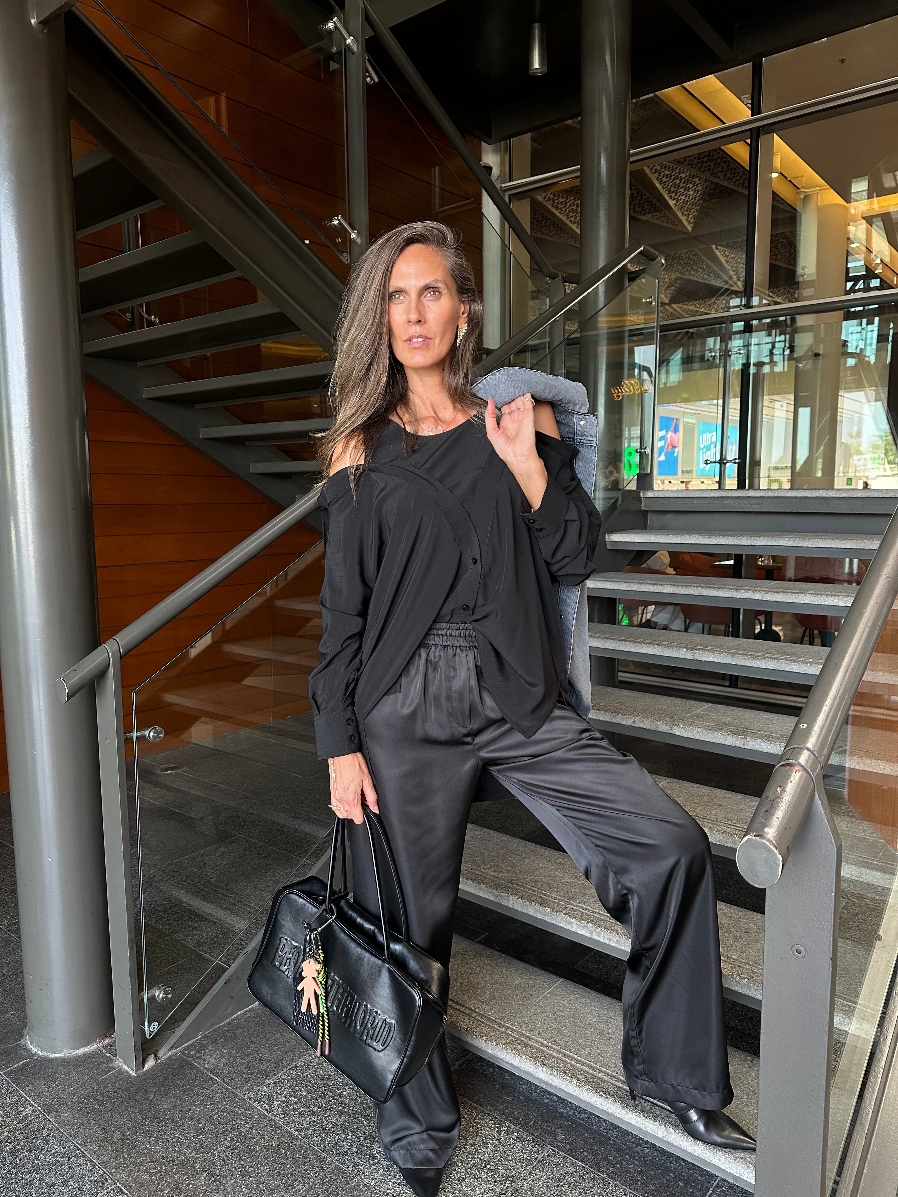 V-NECK CAMISOLE -BLOUSE "LINMU" (بنطلون)