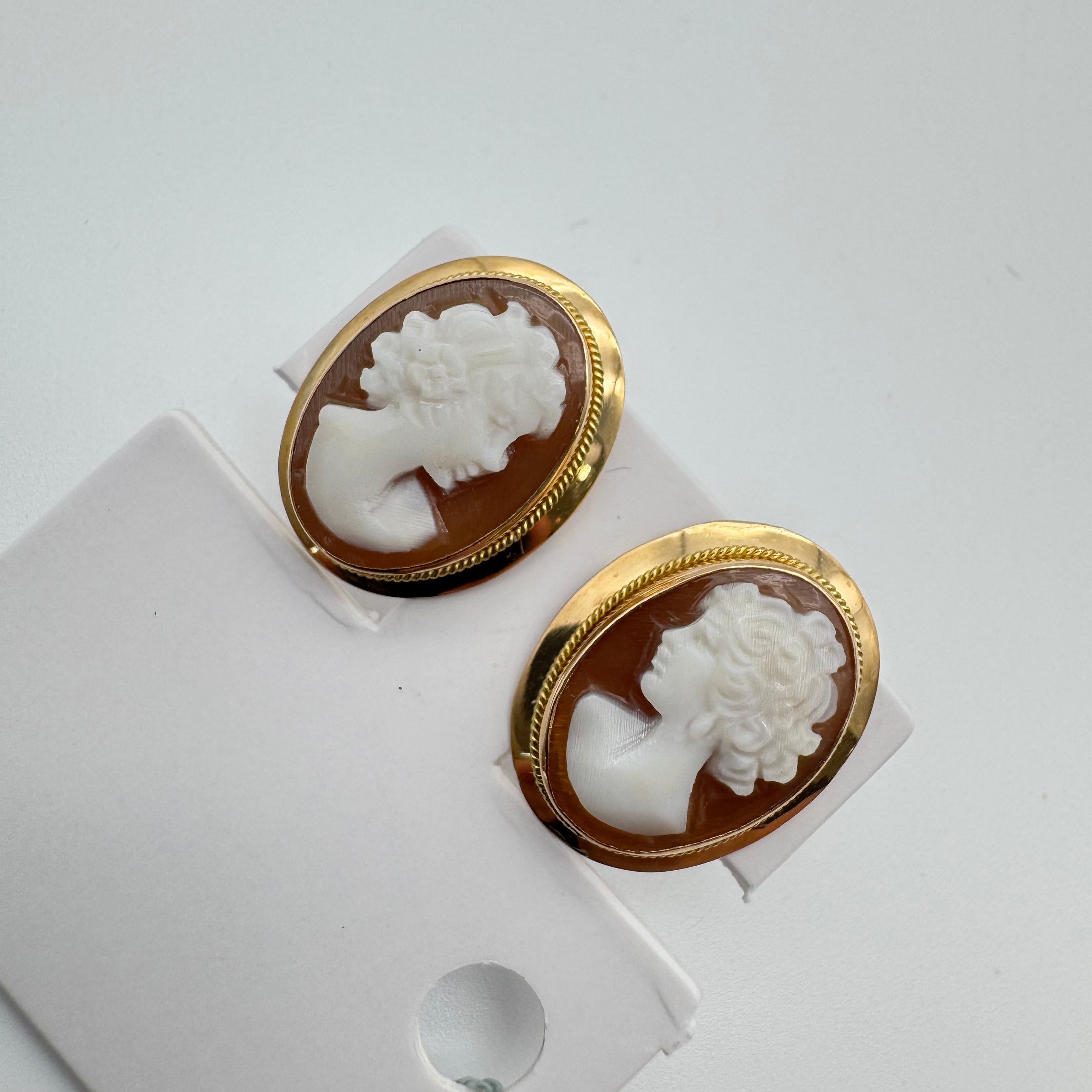 750 Cameo Earrings CM 59024