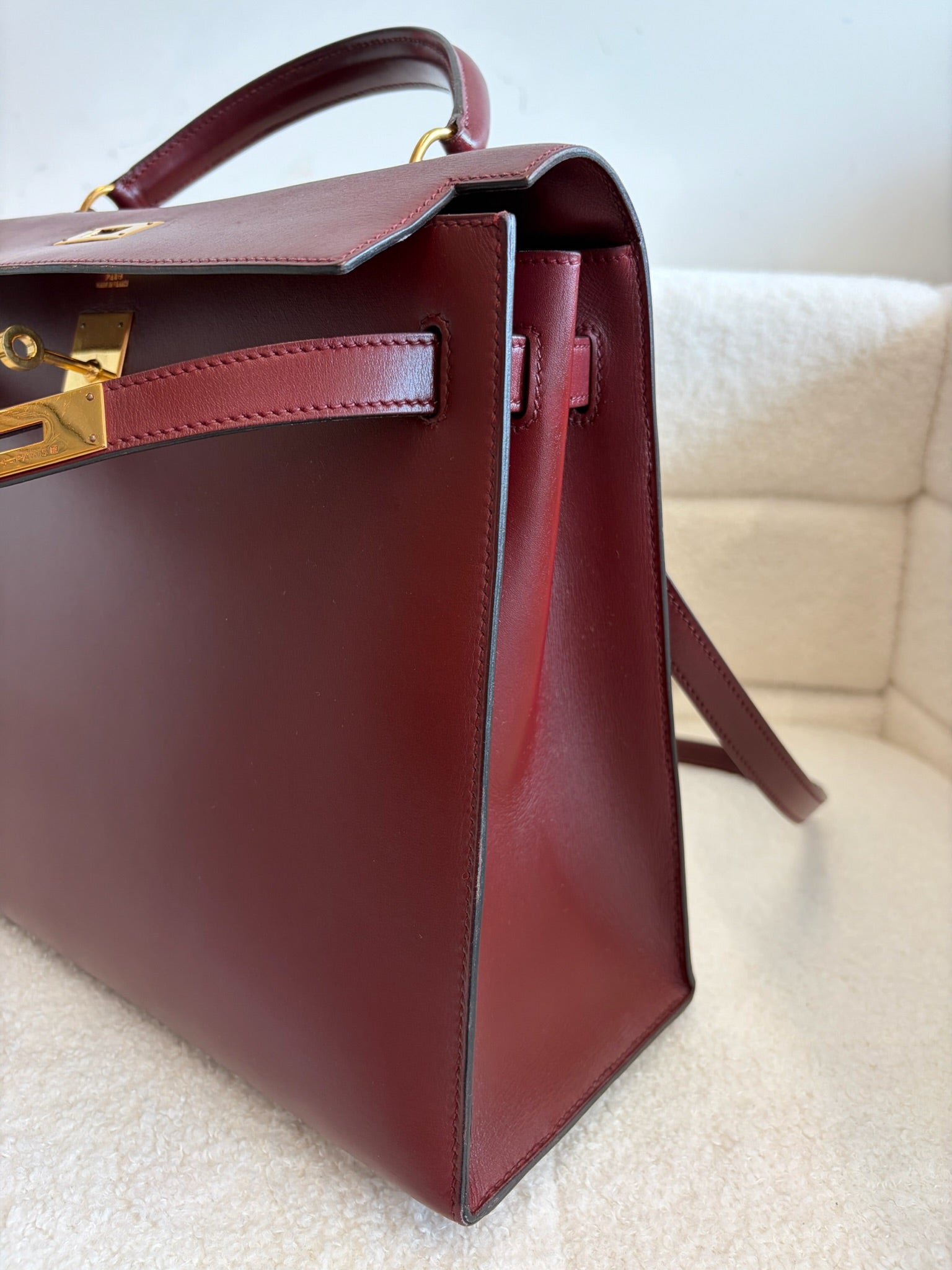 Hermès Kelly 32 Bordeaux GHW-