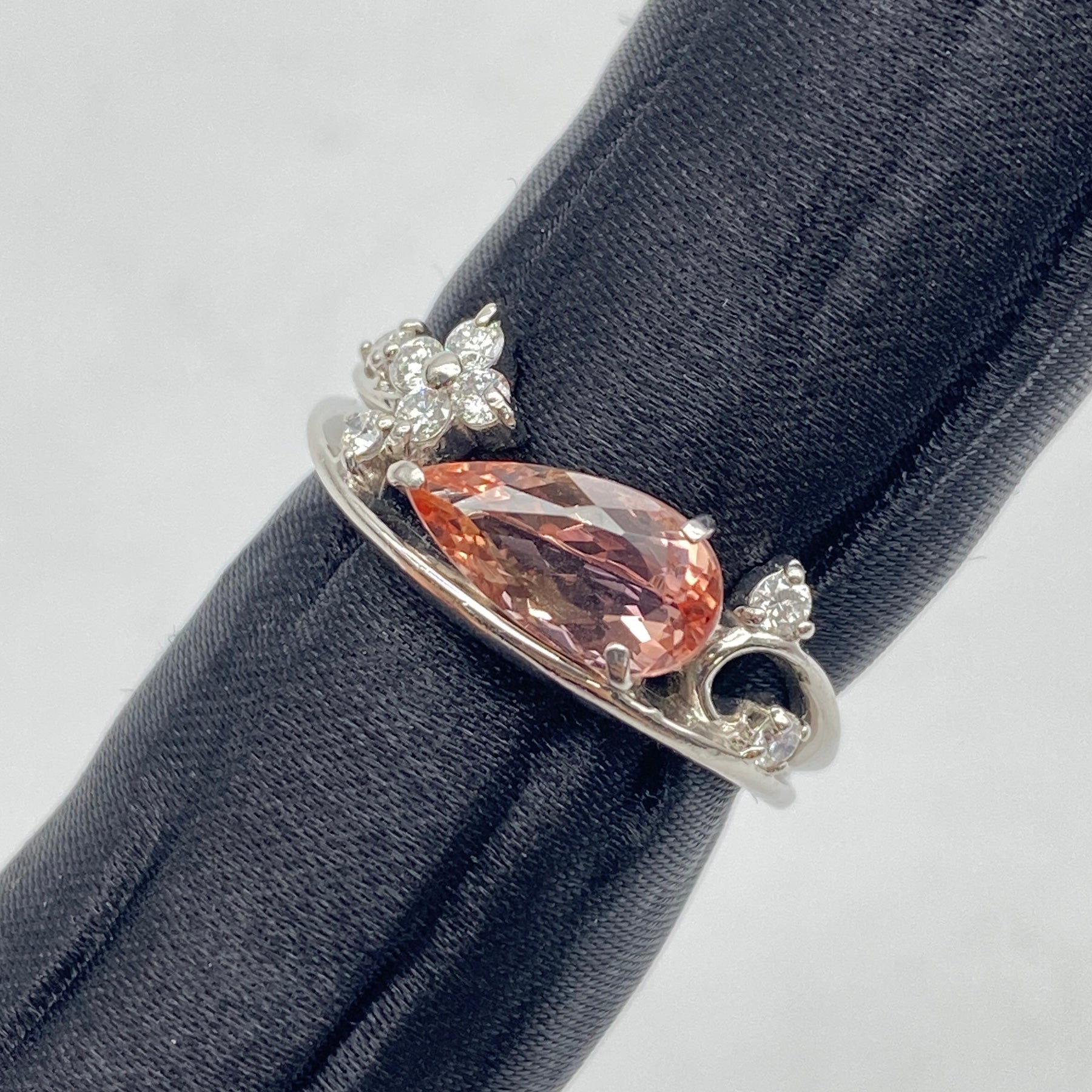 Pt900 IP Topaz Ring IPT1.23 NGLSorting US6 57885