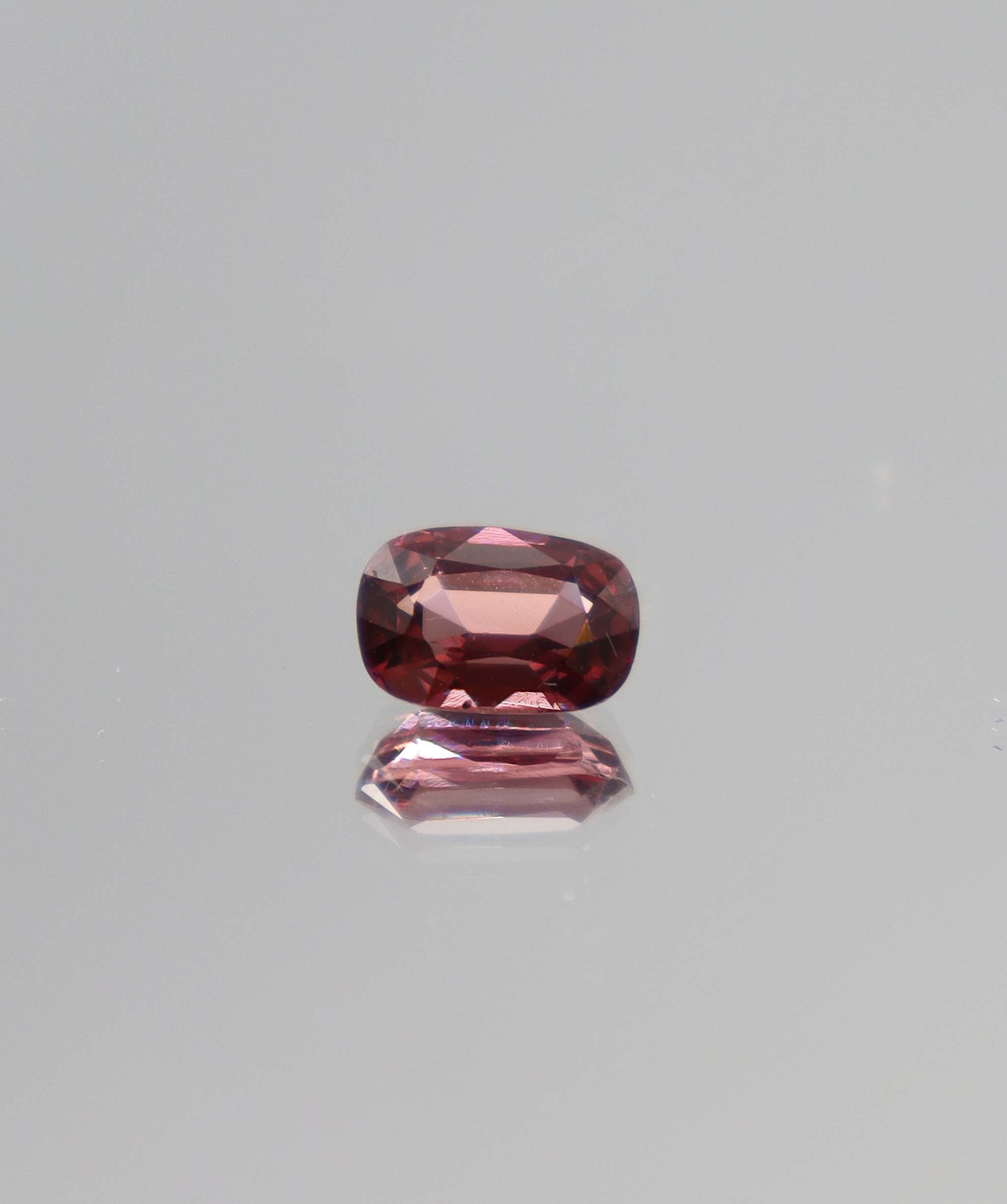 1.85cts brownish orange spinel DXBS4638