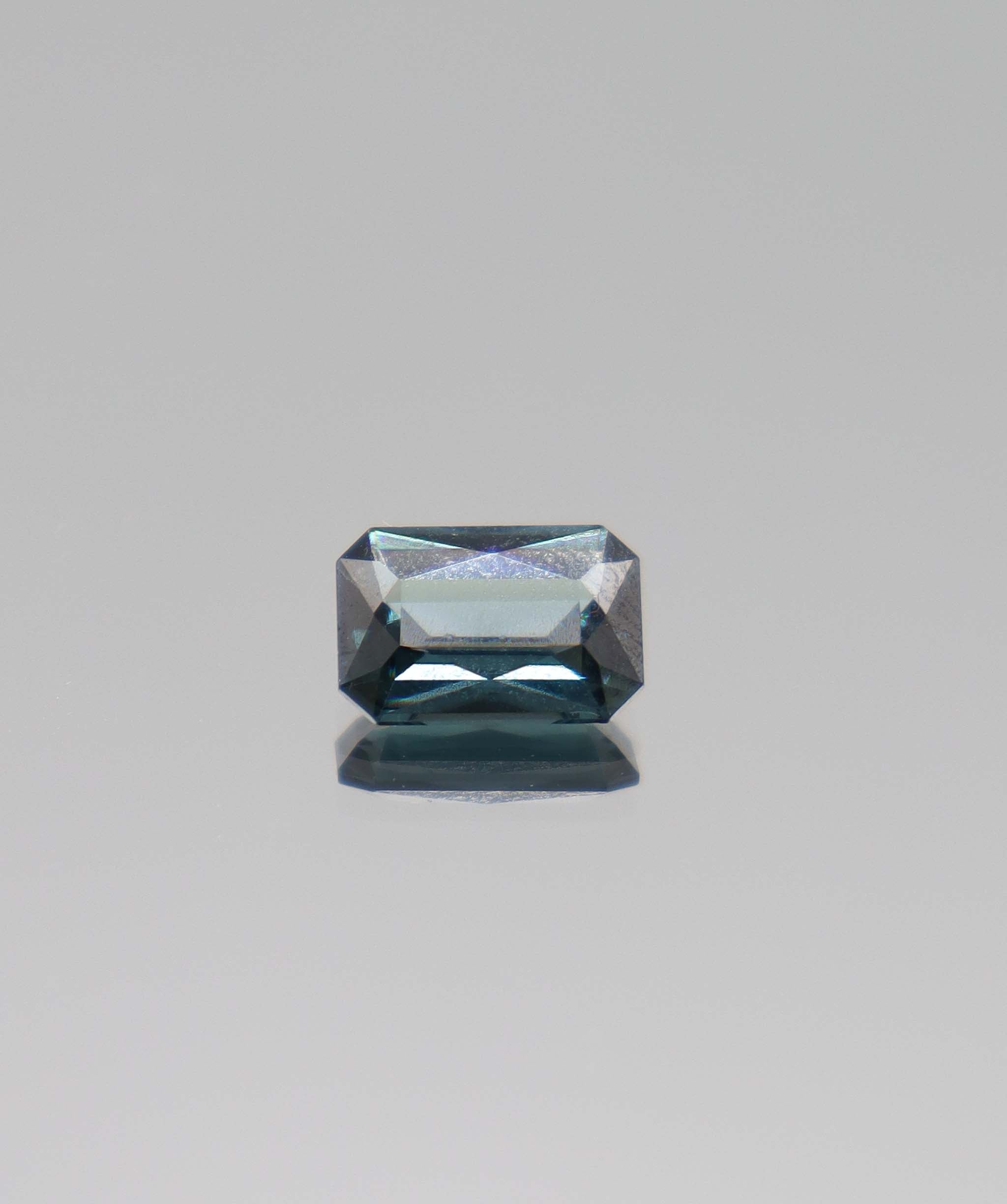 2.25ct Spinel Emerald DXBCS1505