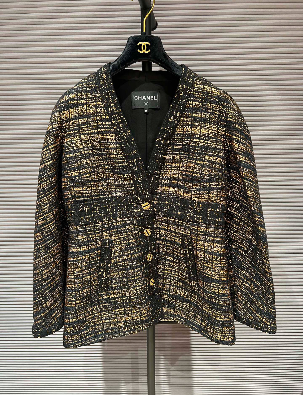 CHANEL EGYPTIAN BLACK GOLD BLAZER S38 FT101384