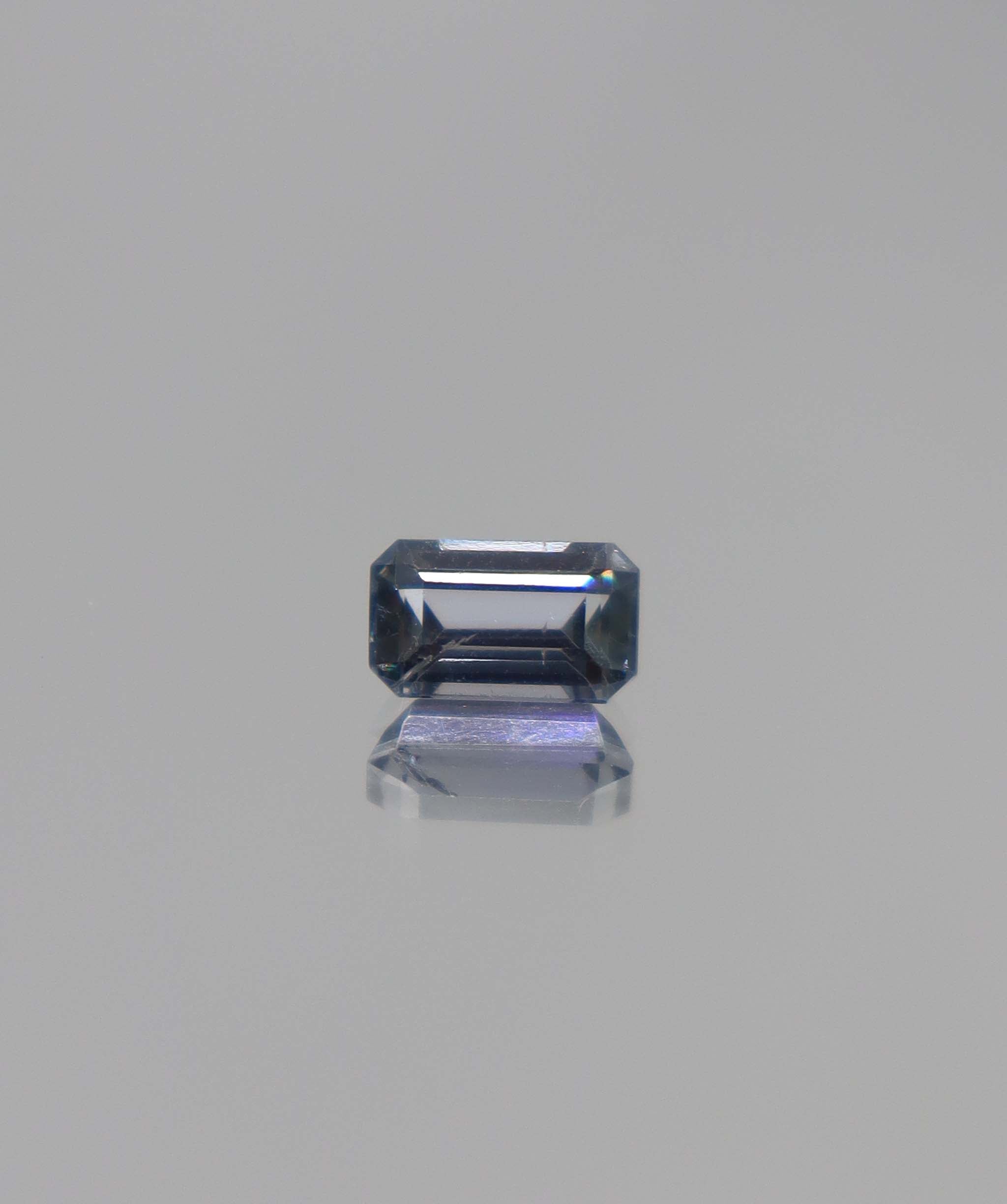1.47ct Silver Blue Spinel Emerald DXBCS1594