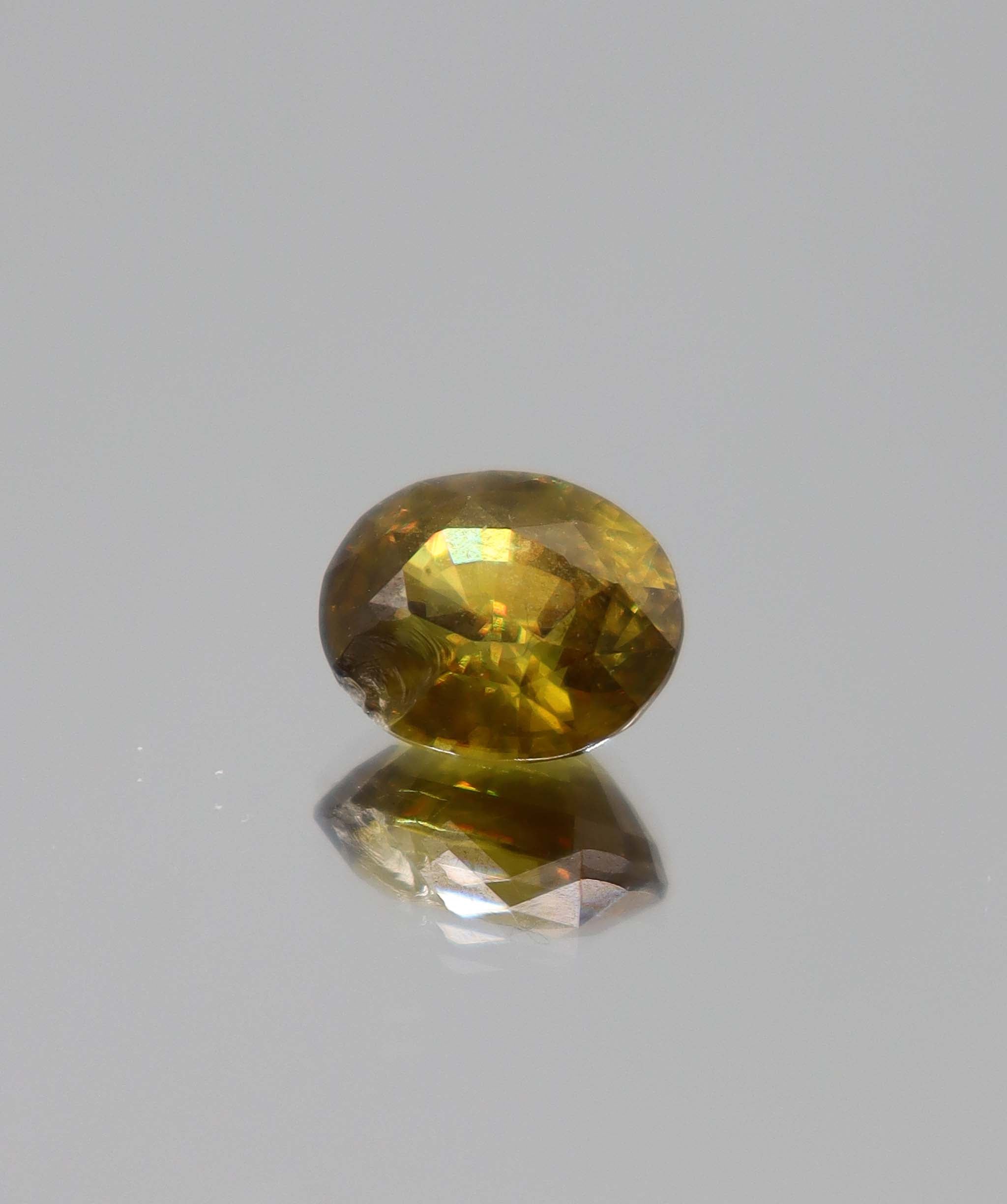 5.05ct Sphene * DXBCS0885