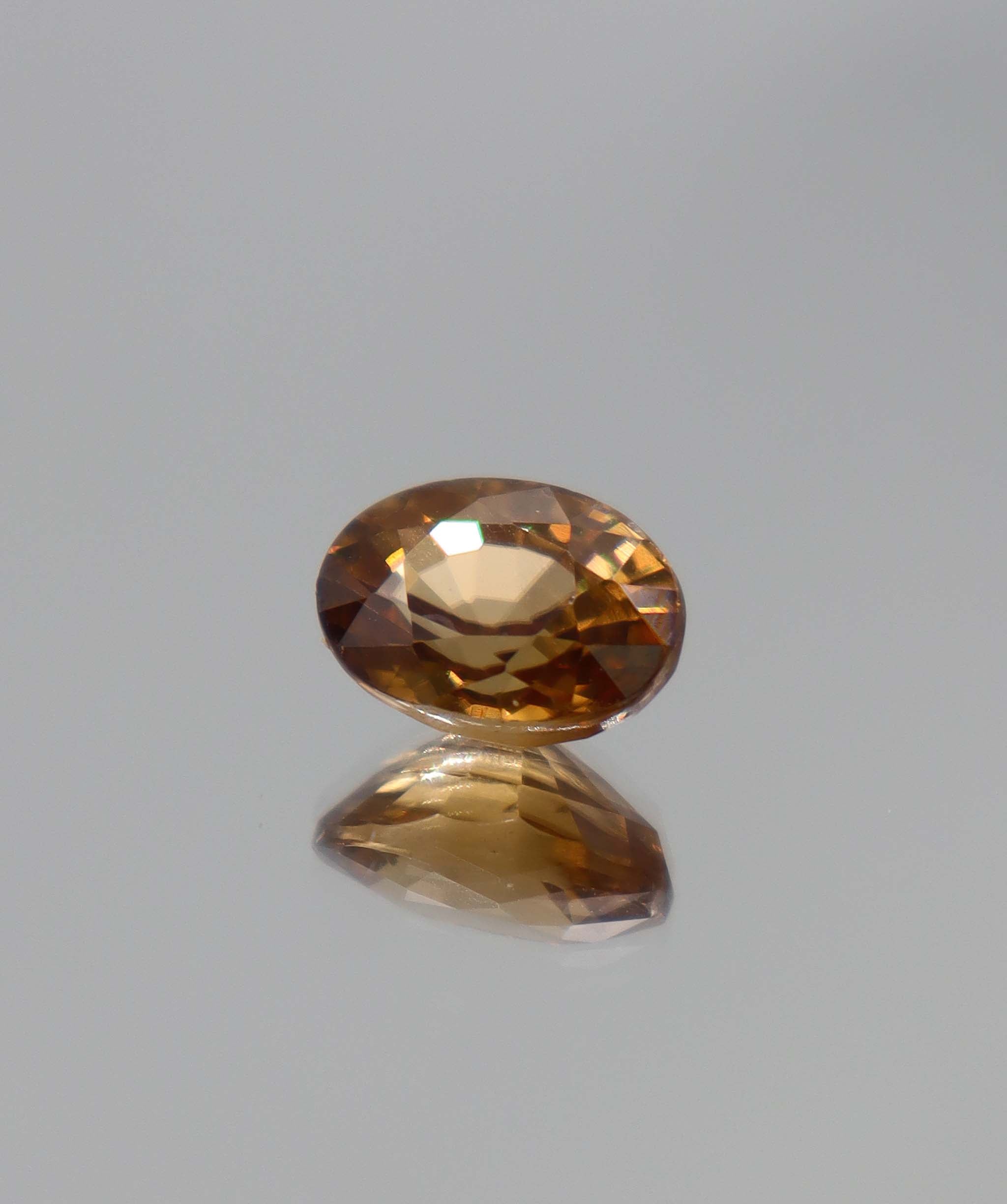 7.53ct Golden Whiskey Zircon DXBCS0140