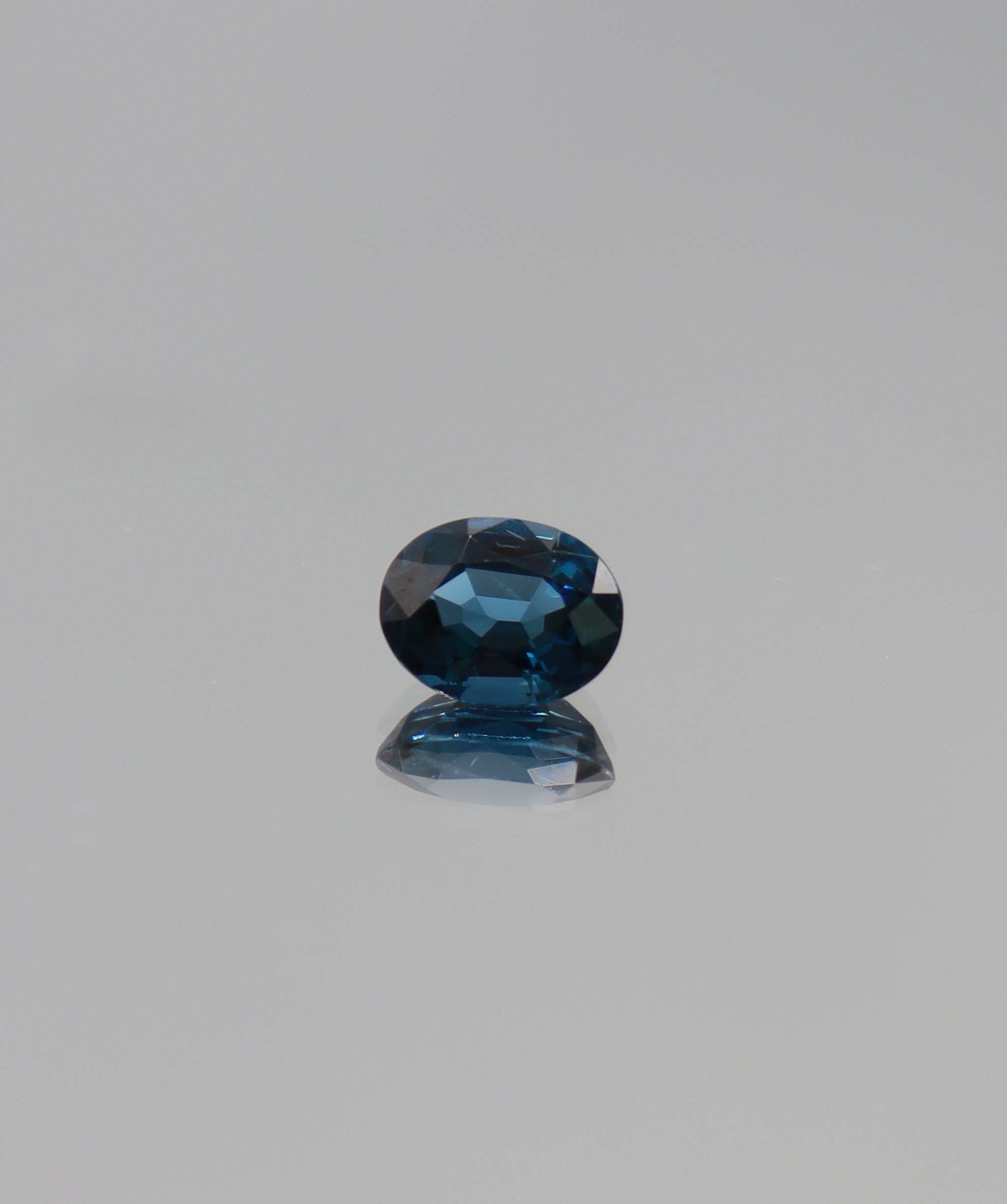 1.56ct Cobal Spinel from Tanzania Oval with certificate RDC0214