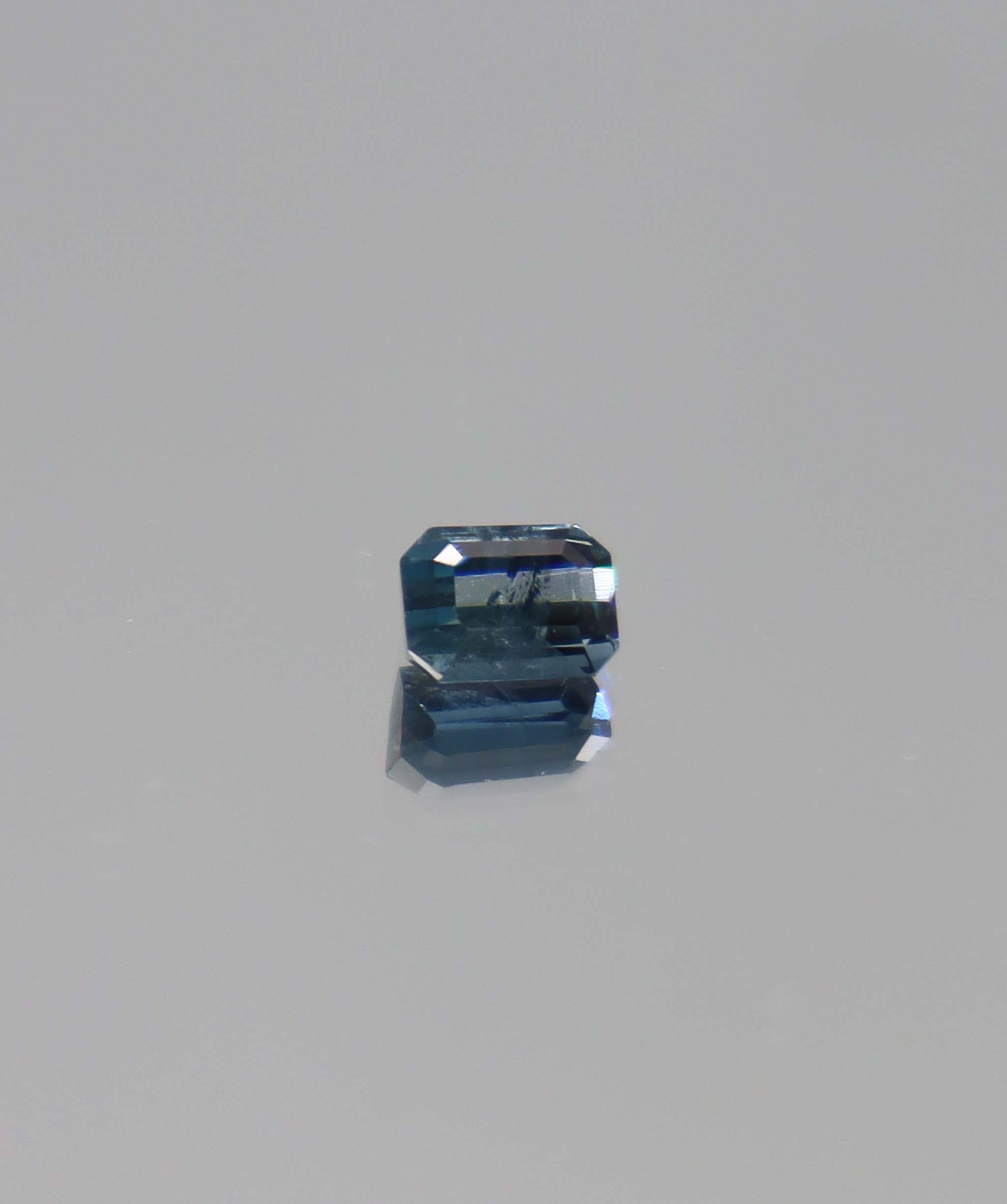 0.90ct Blue Tourmaline DXBCS1131