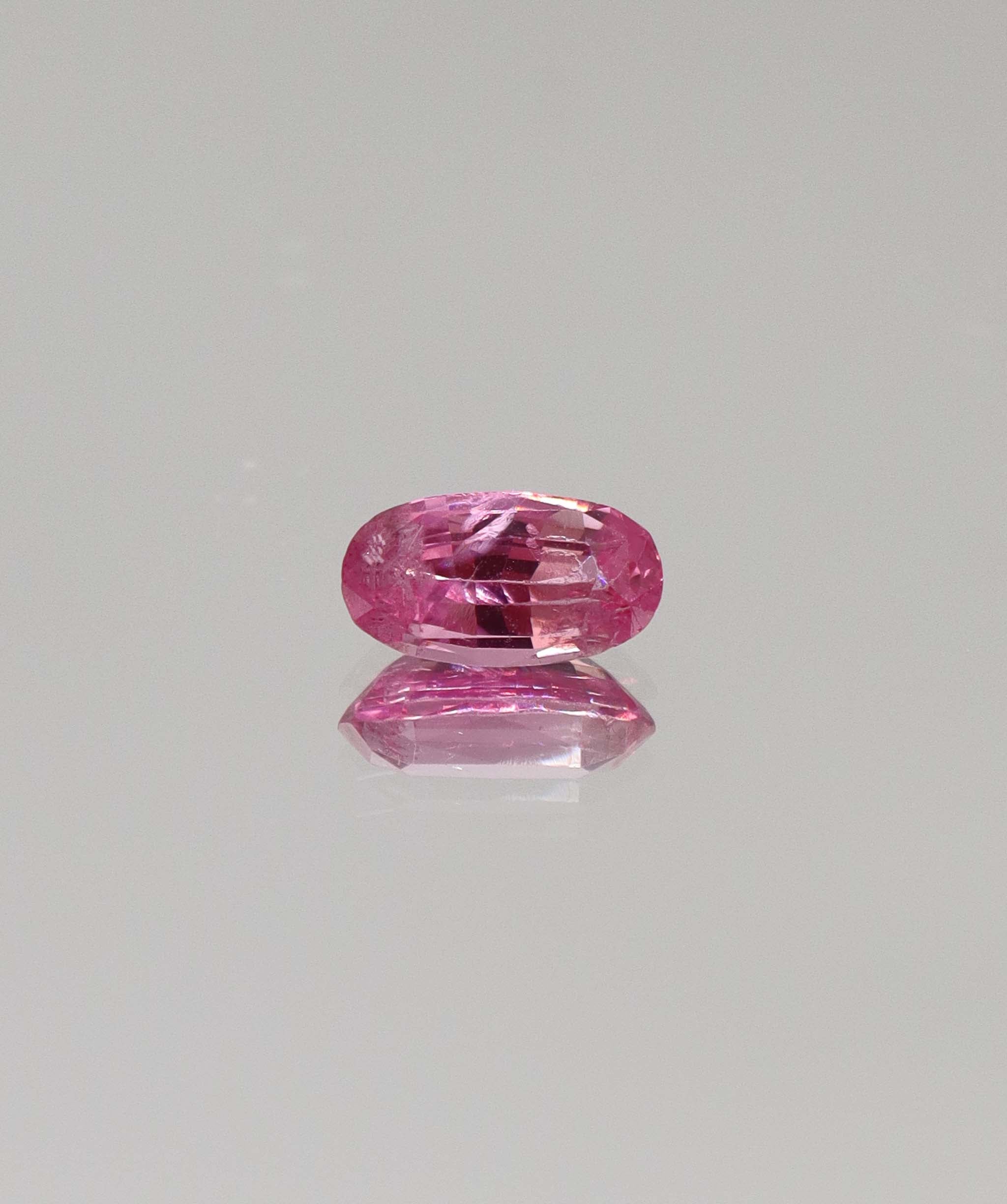 1.03ct Mahenge Vivd Pink Spinel THAIC0540