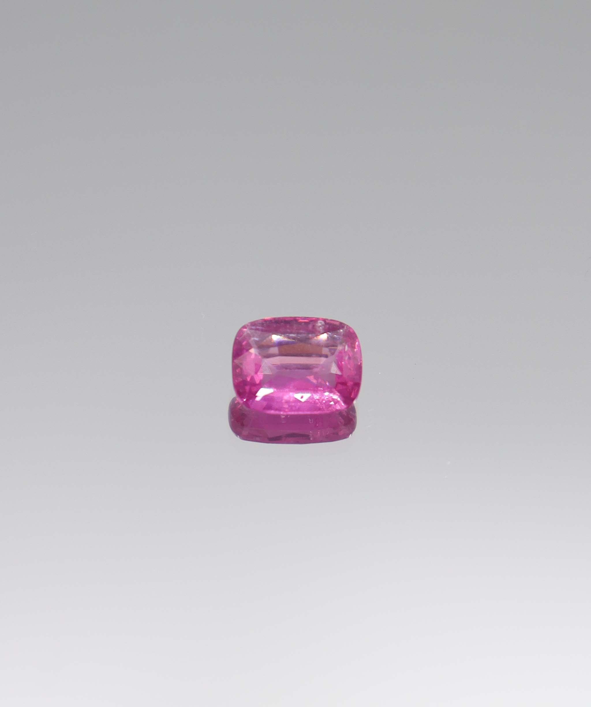 1.32ct Mahenge Hot Pink Spinel DXBCD0334