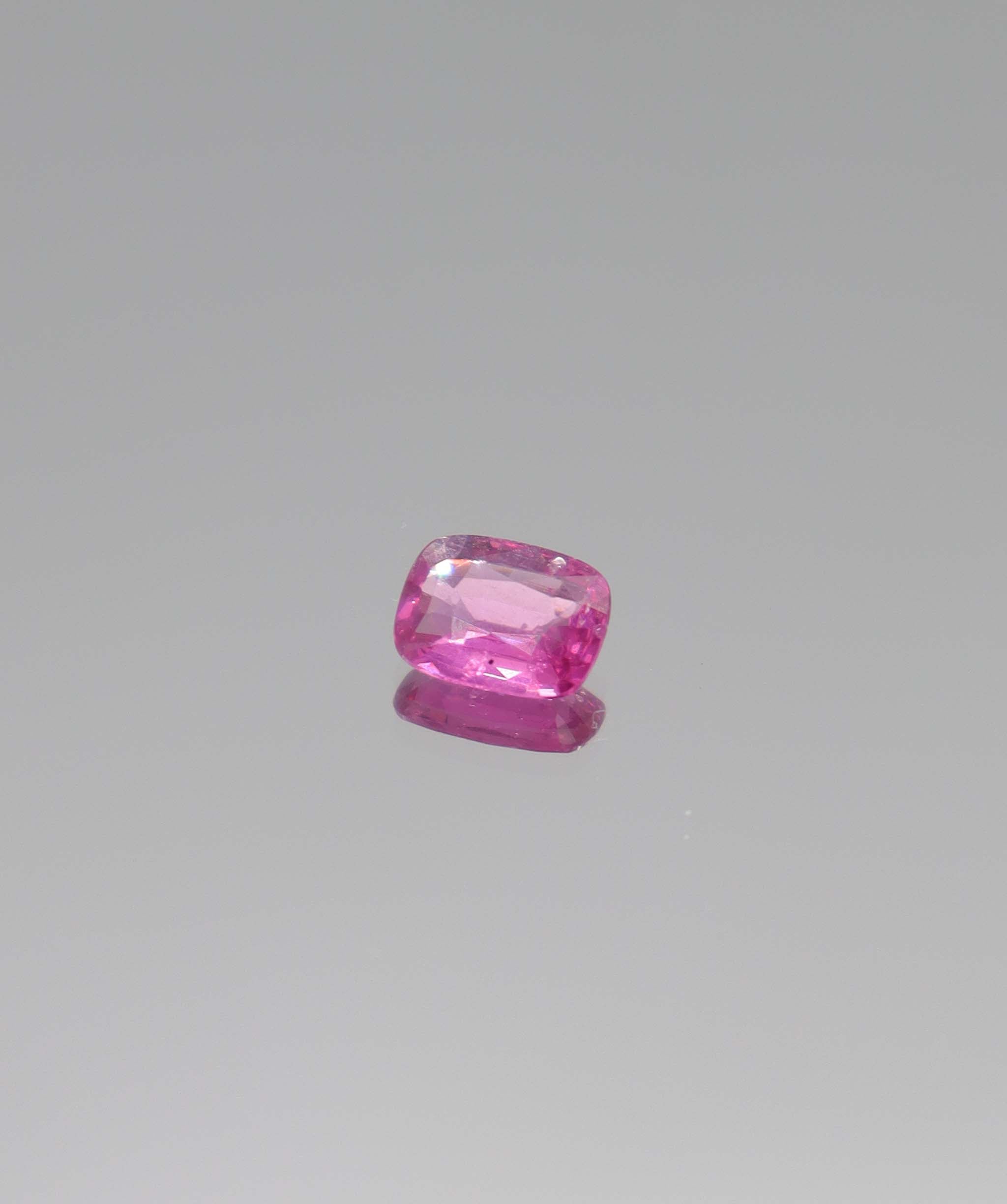 1.32ct Mahenge Hot Pink Spinel DXBCD0334