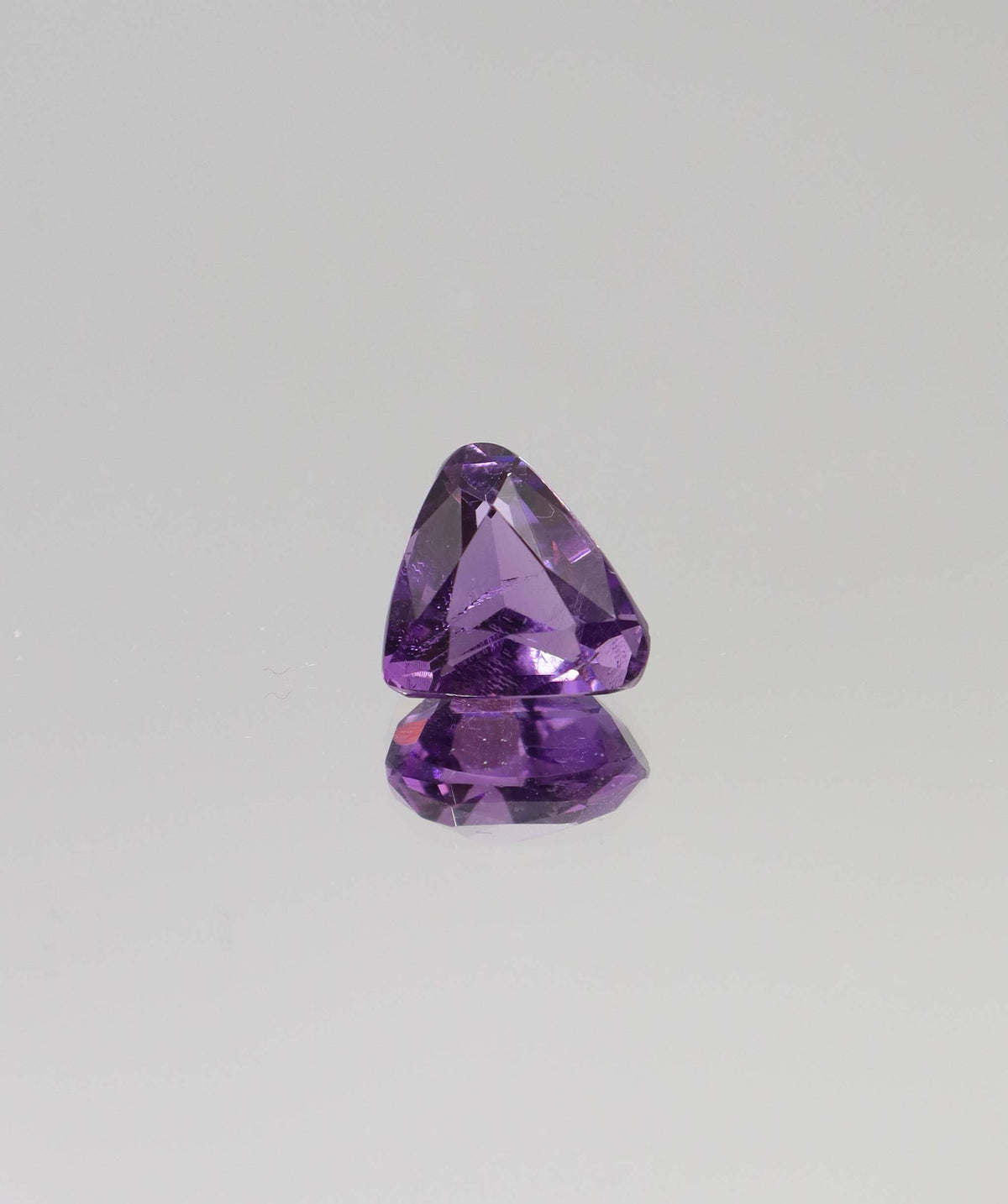4.30ct Amethyst Trilliant DXBCD2213