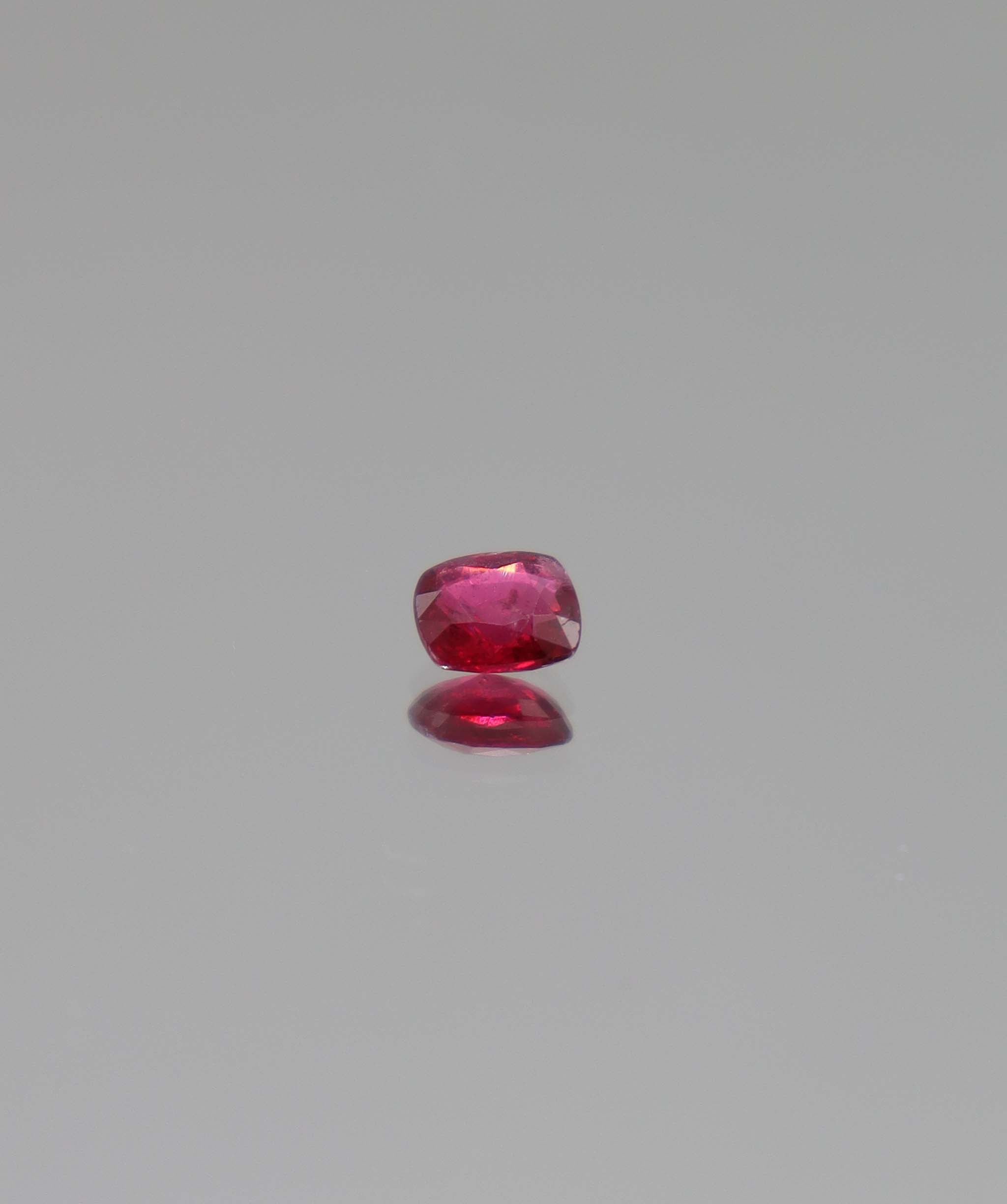 0.64ct Burma Red Spinel Cushion DXBCD1484