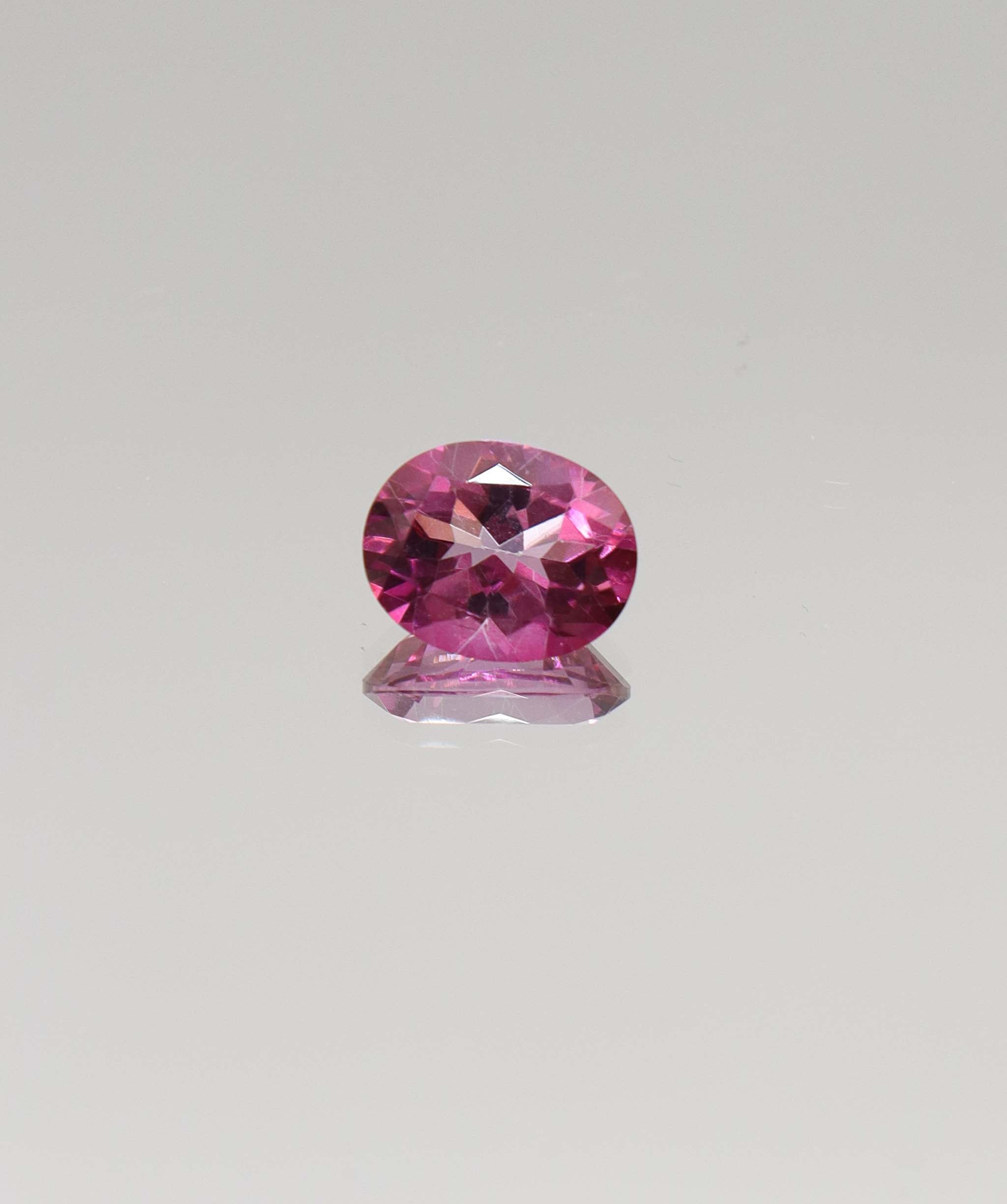Pink topaz (price per 1 stone) DXBCS4167