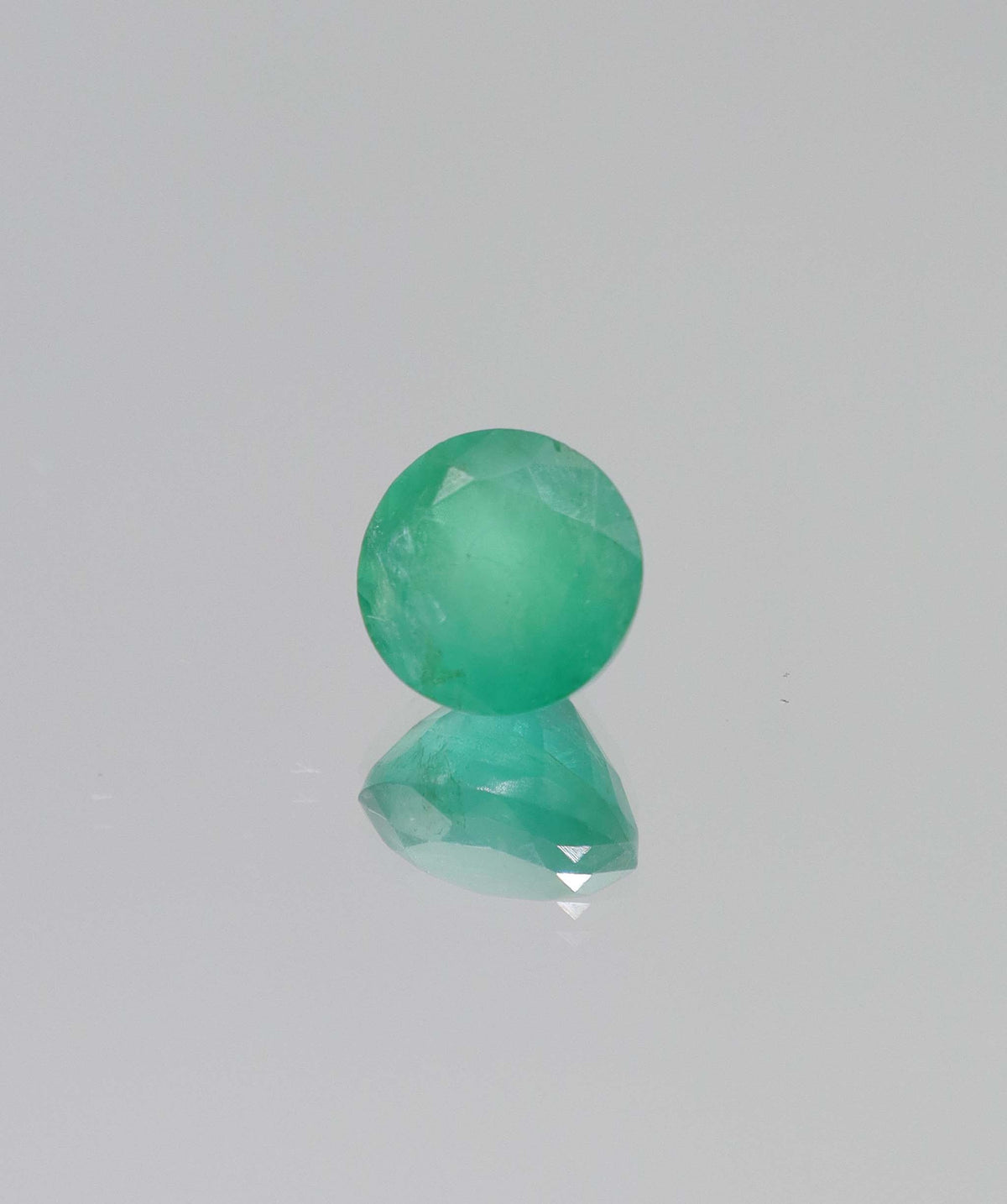 3.45ct Round Natural Zambian Emerald DXBCS6346