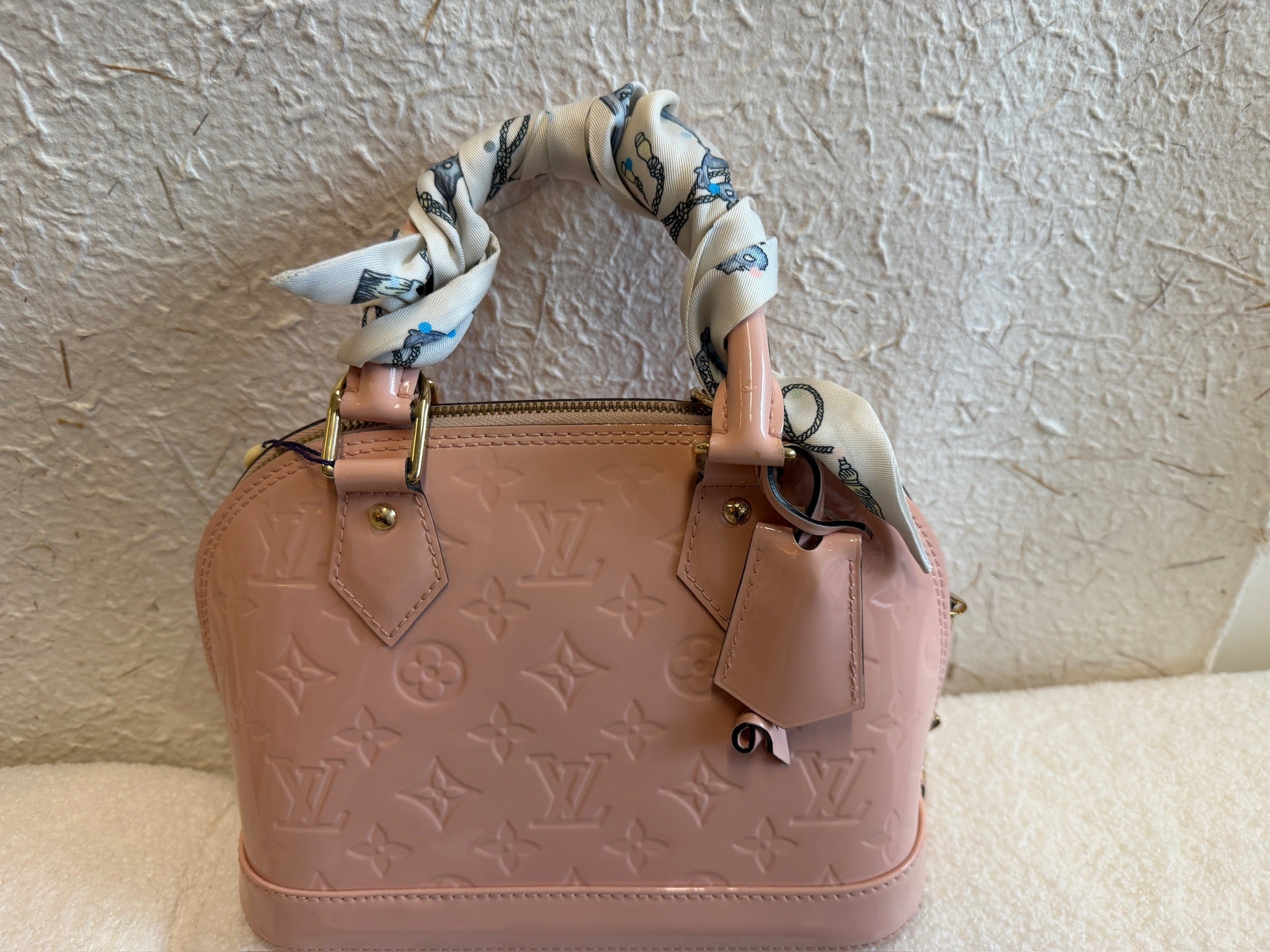Louis Vuitton Alma BB Vernis Patent Leather Pink