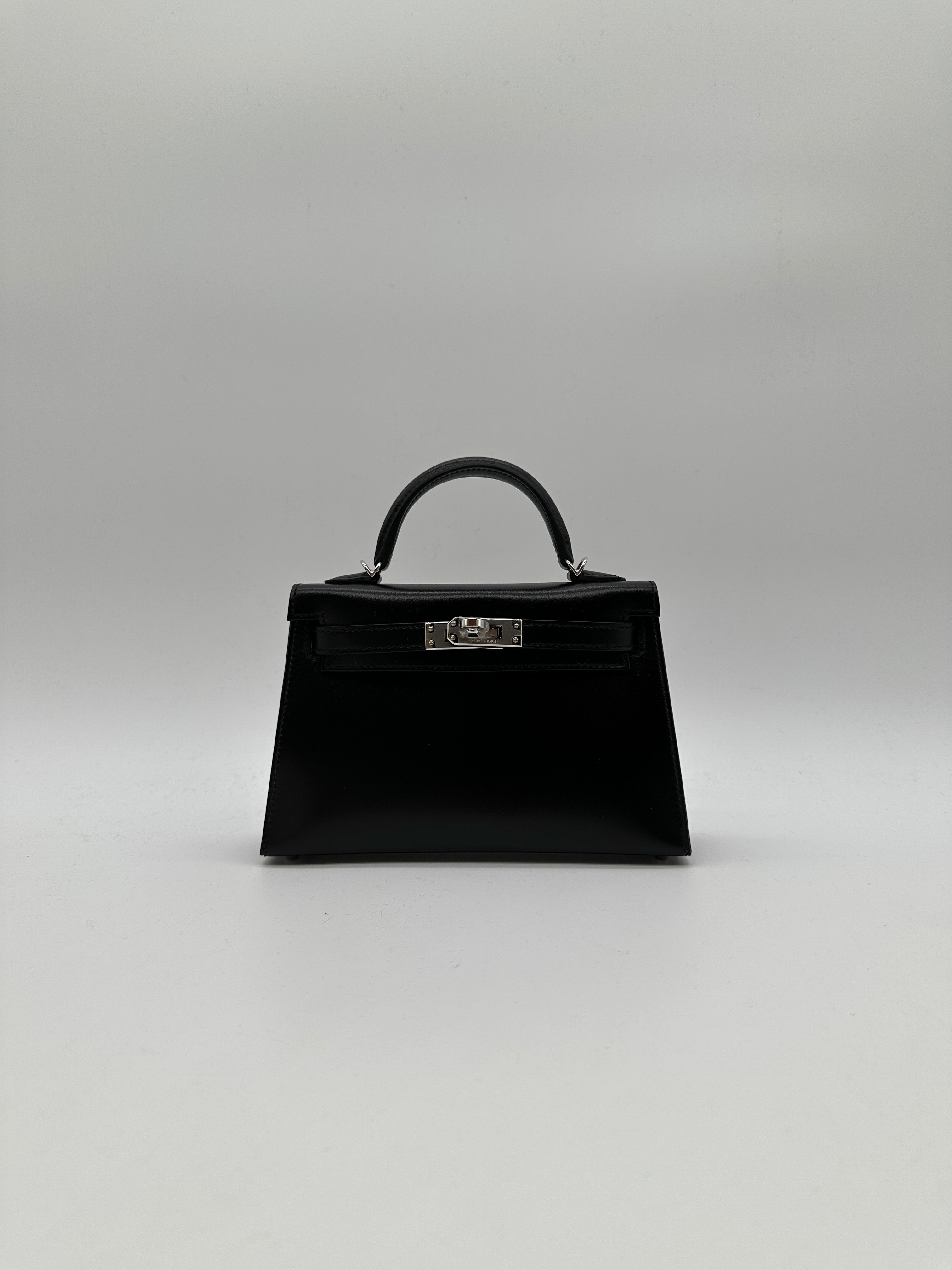 Hermès Mini Kelly Black Box LeatherPalladium Hardware