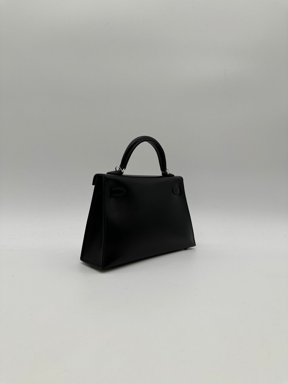 Hermès Mini Kelly Black Box LeatherPalladium Hardware