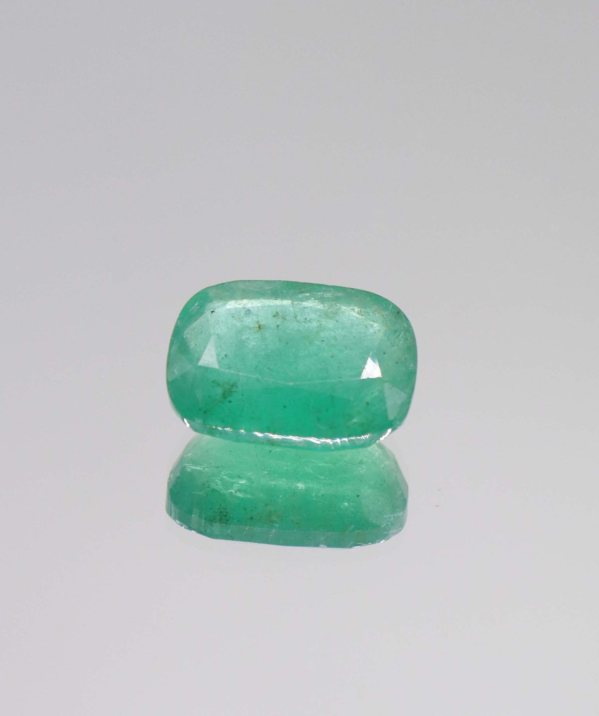 8.85ct Cushion Natural Zambian Emerald DXBCS6383