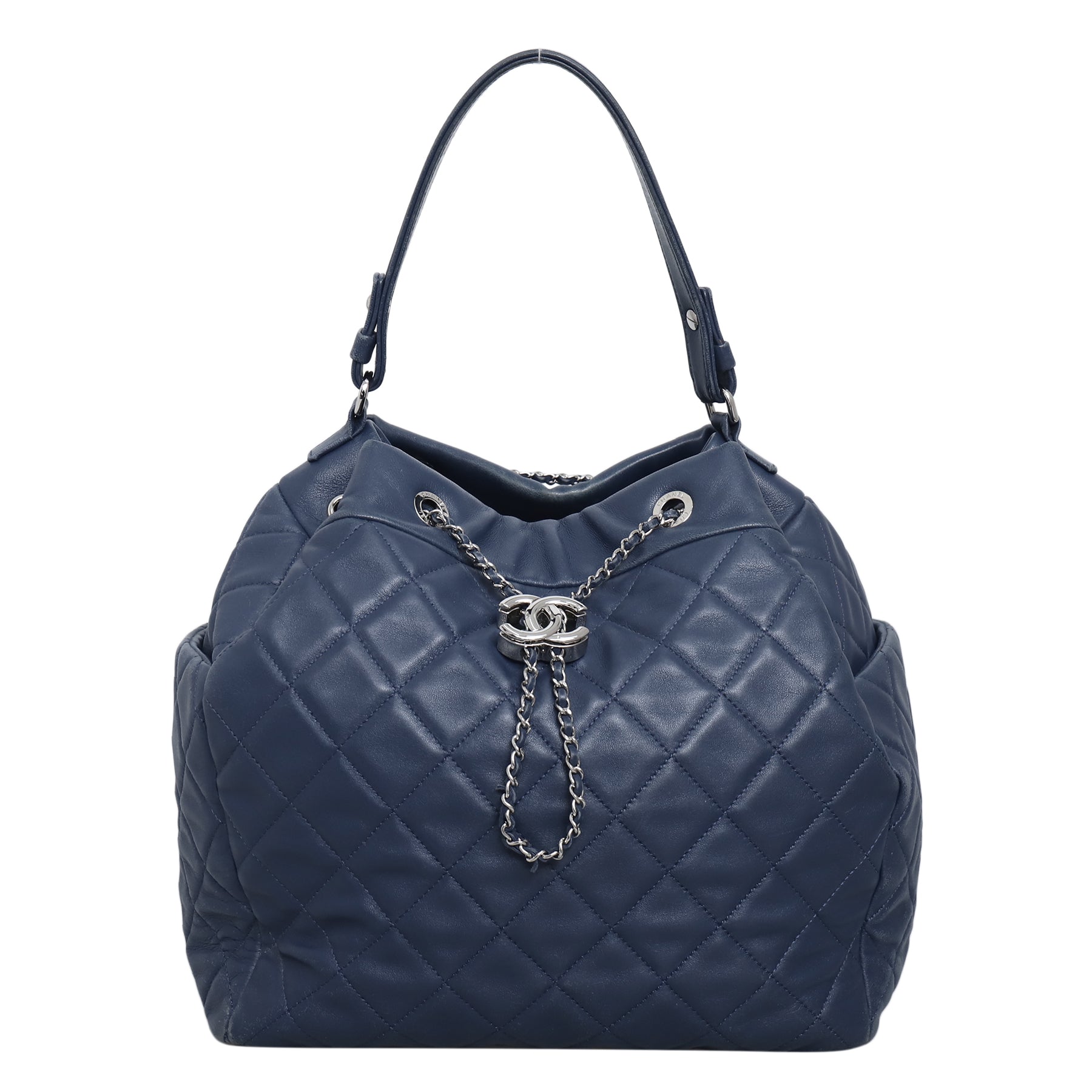 Chanel Lambskin Quilted CC Chain Bucket Bag CHA11119B
