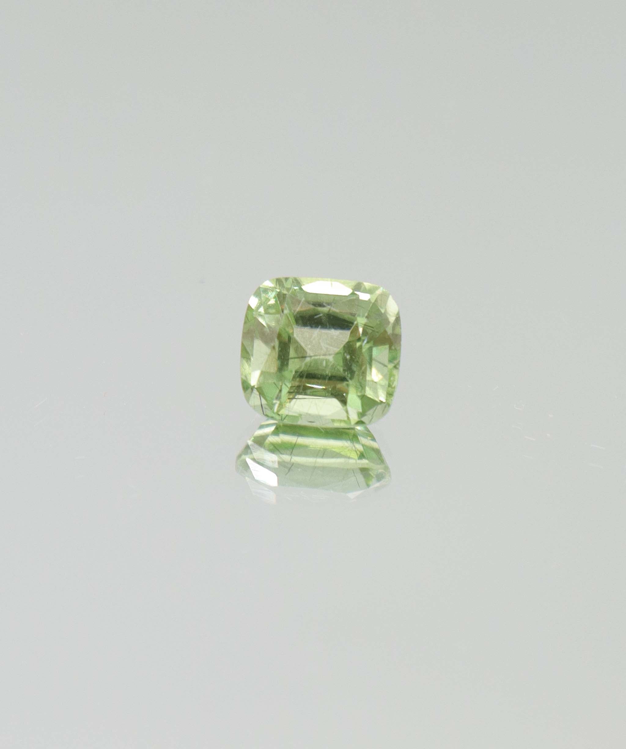 2.65ct Kunzite Cushion DXBCD2234