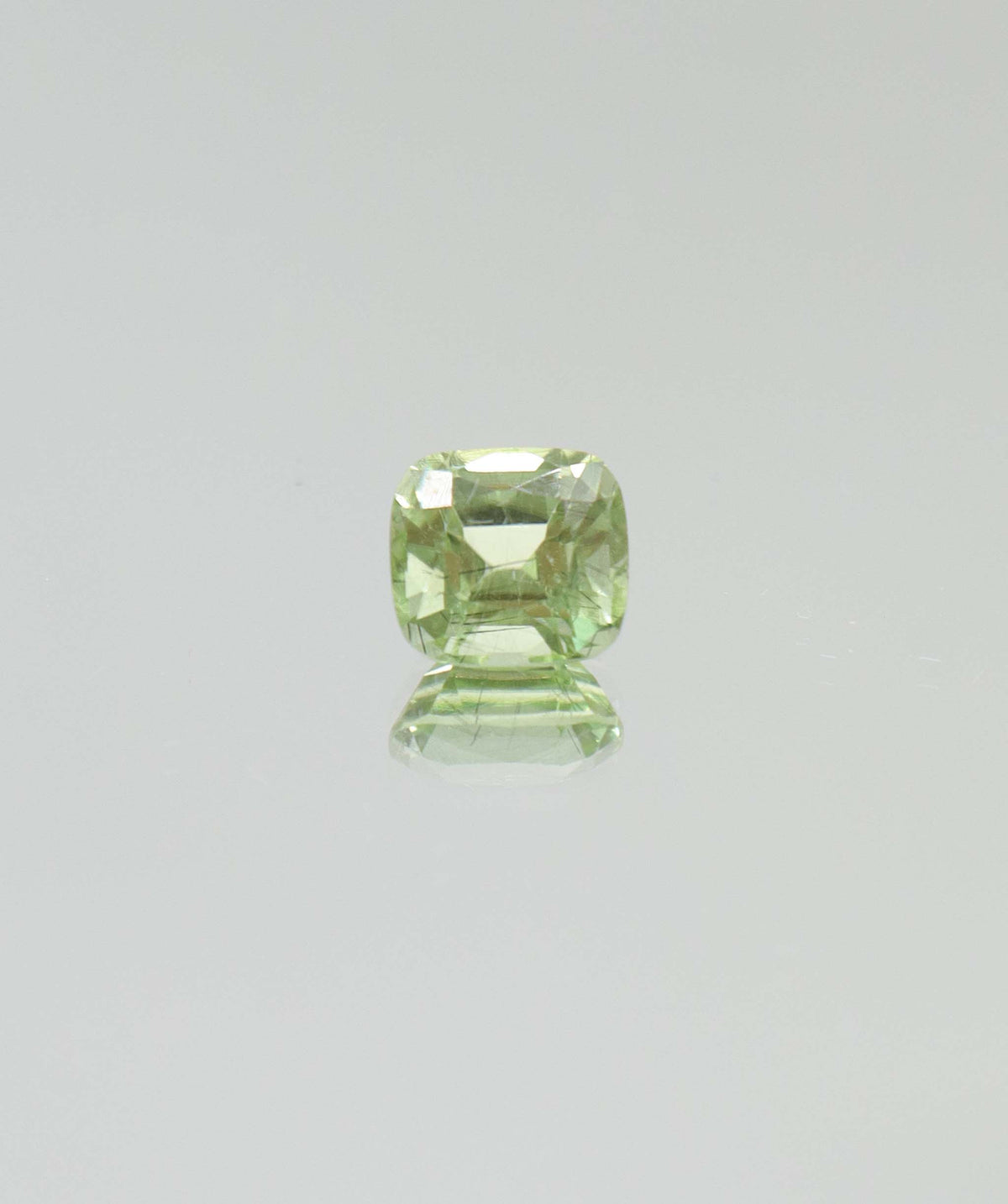 2.65ct Kunzite Cushion DXBCD2234