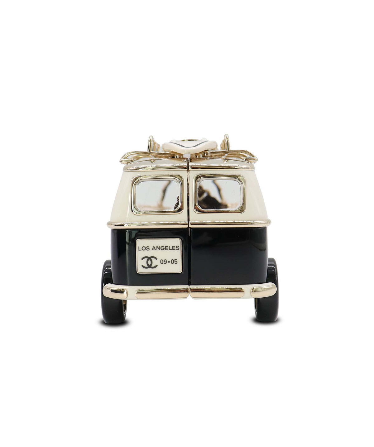 Chanel Van AGC3859