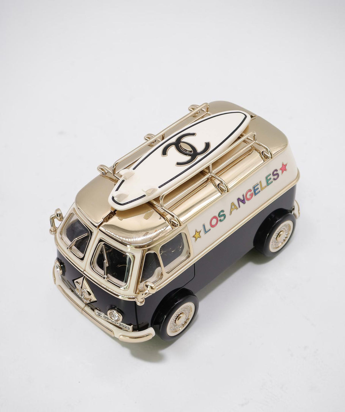 Chanel Van AGC3859