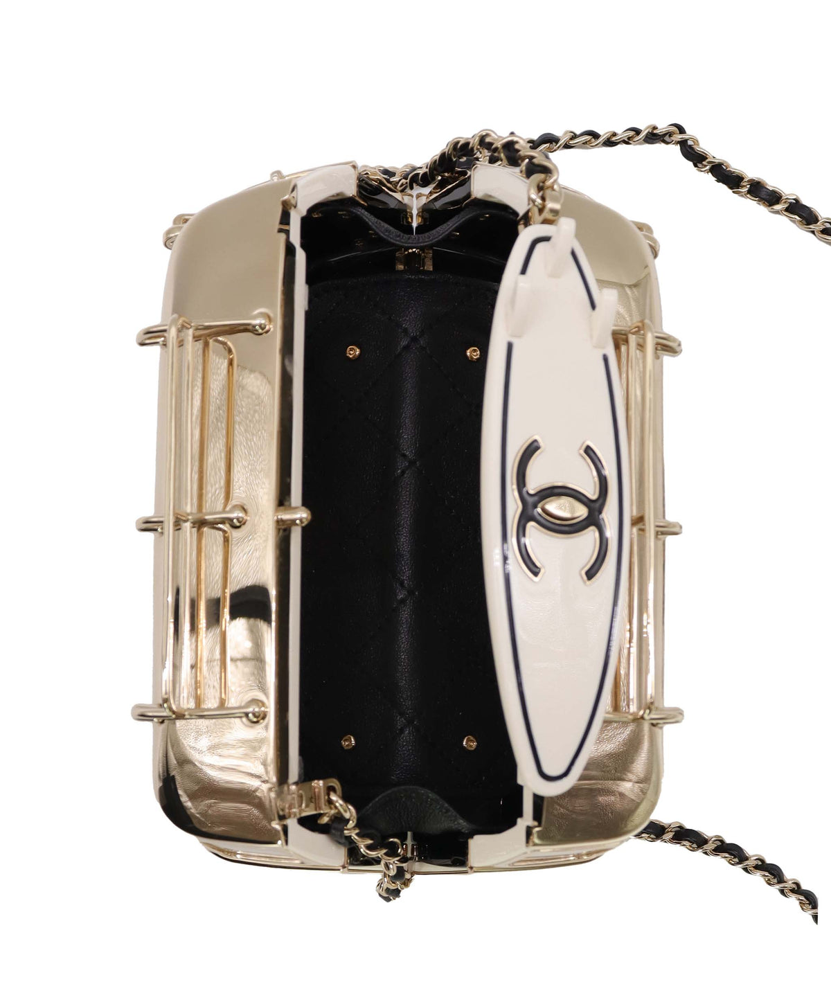 Chanel Van AGC3859