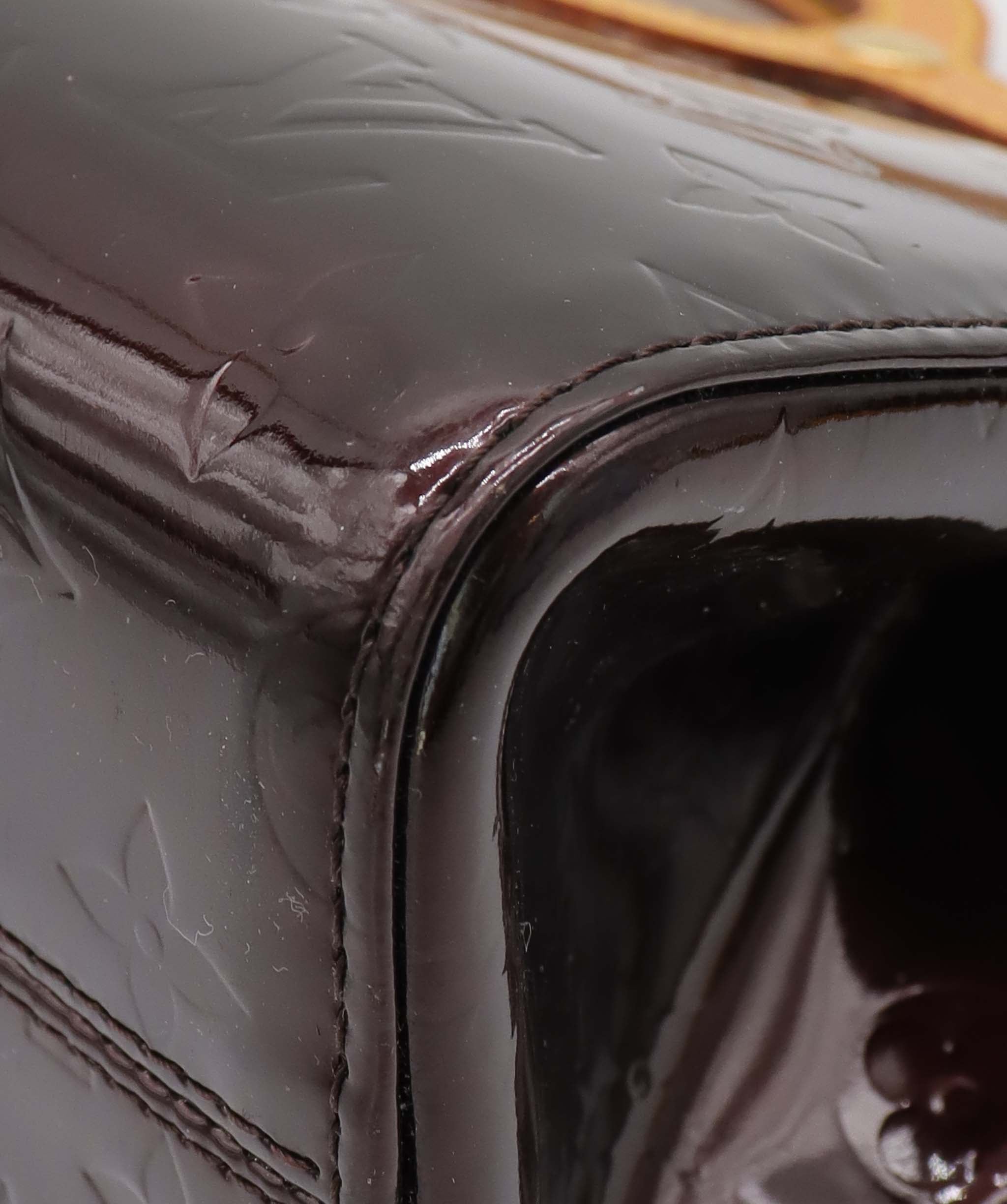 LOUIS VUITTON Vernis Roxbury Drive Purple B1212LDWHA