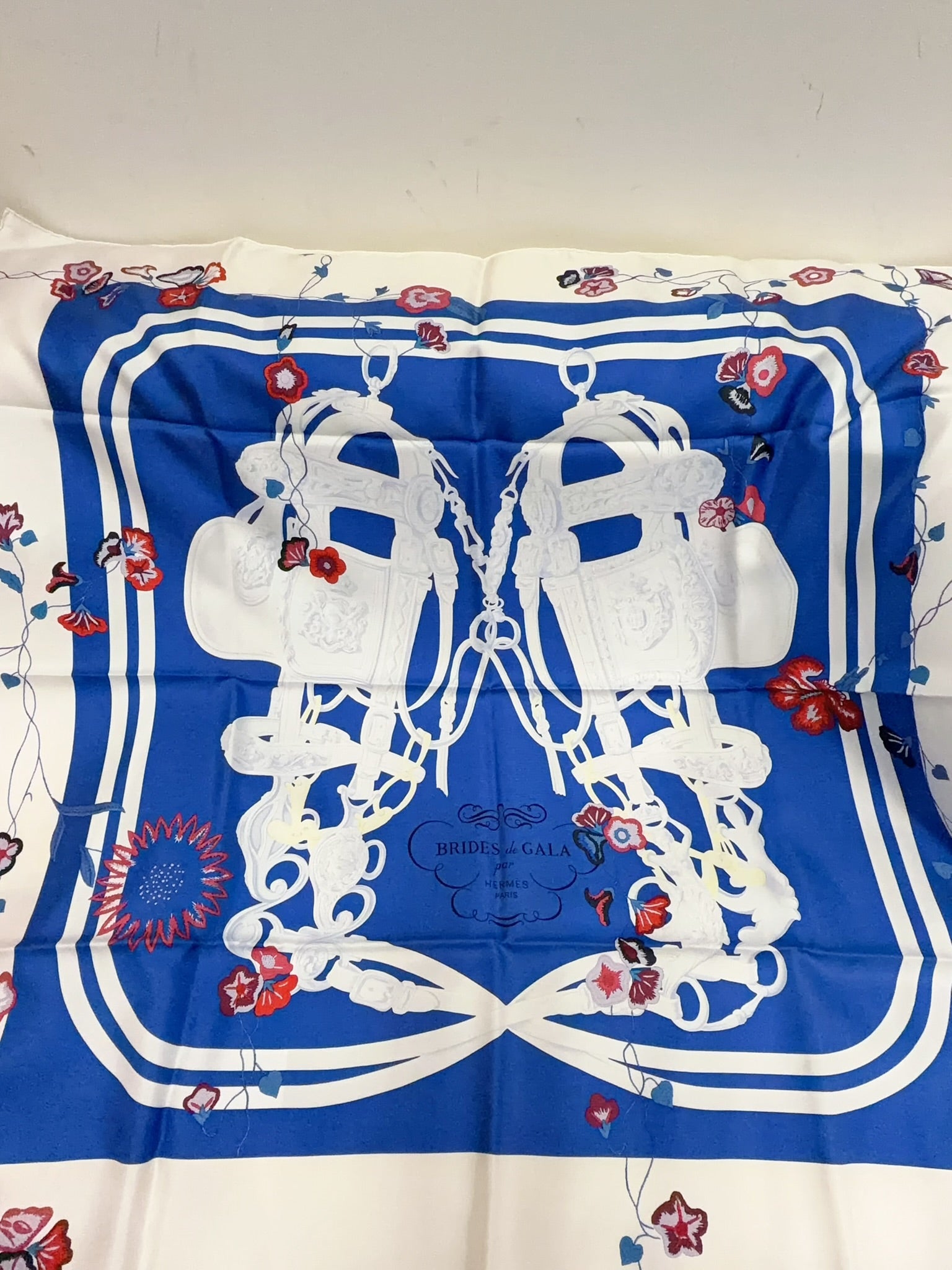 Hermès Brides Fleuries 90 Silk Scarf