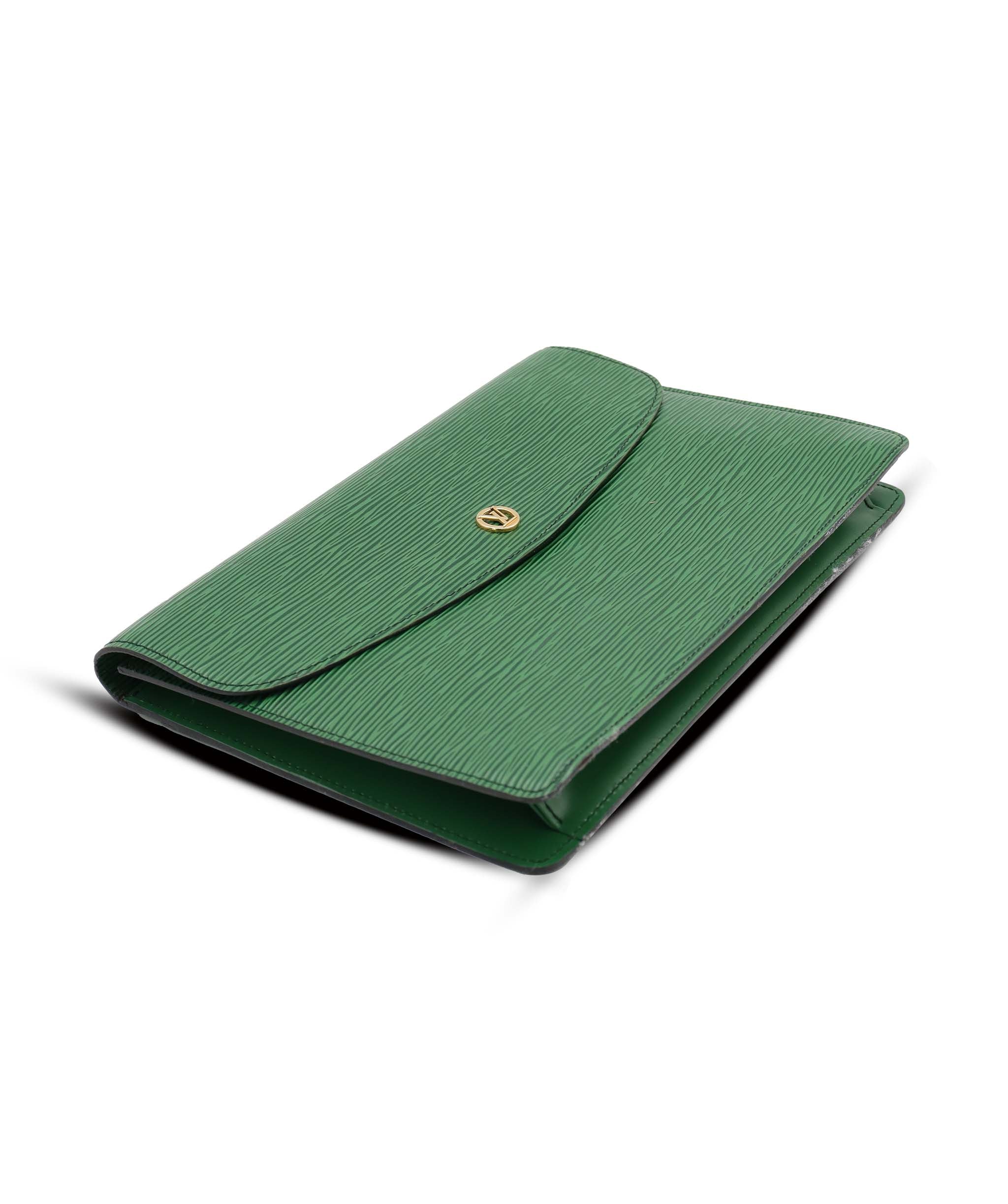 LOUIS VUITTON Epi Montaigne 27 Clutch Bag Green M52654 LV Auth 153375 153375