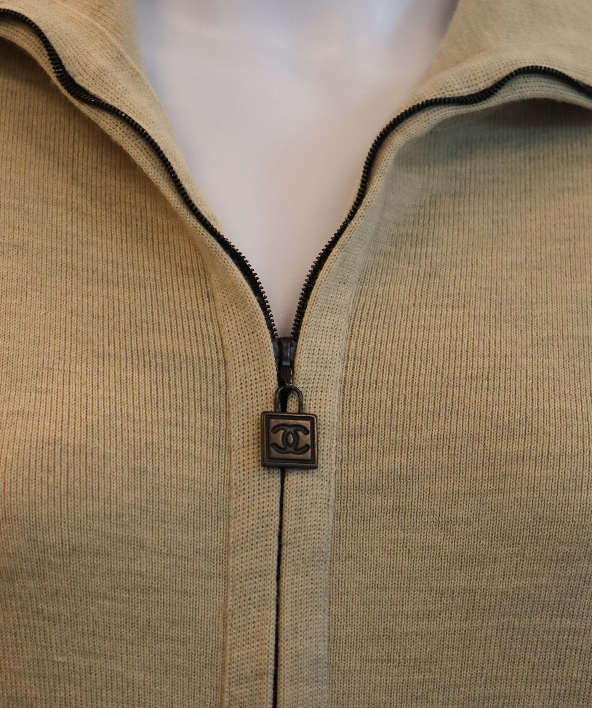 Chanel Sport Side Line Knit Jacket Beige DXBS6051