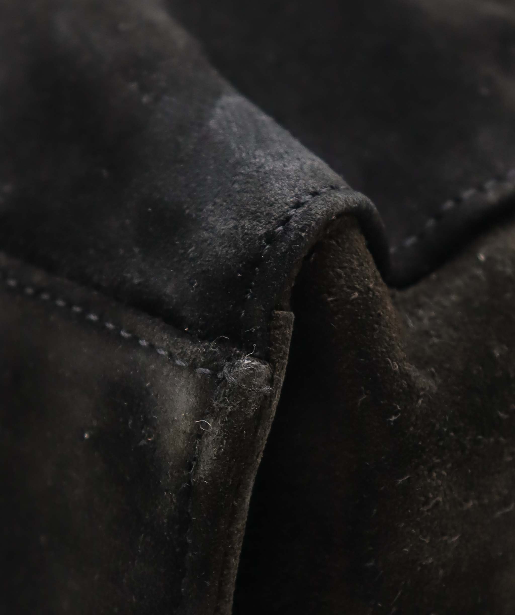 Chanel CC Suede Shoulder Bag Black DXBS6052