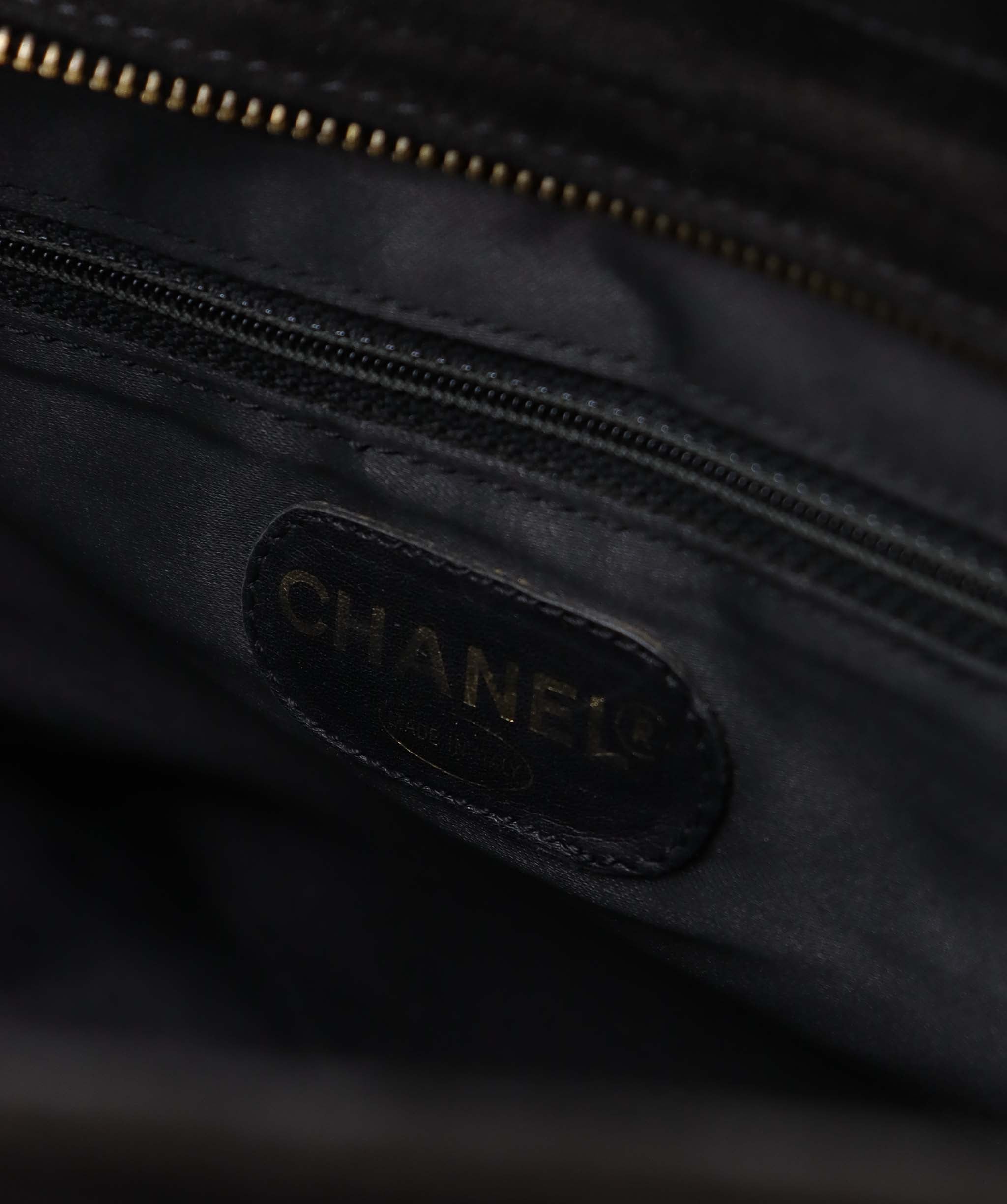 Chanel CC Suede Shoulder Bag Black DXBS6052