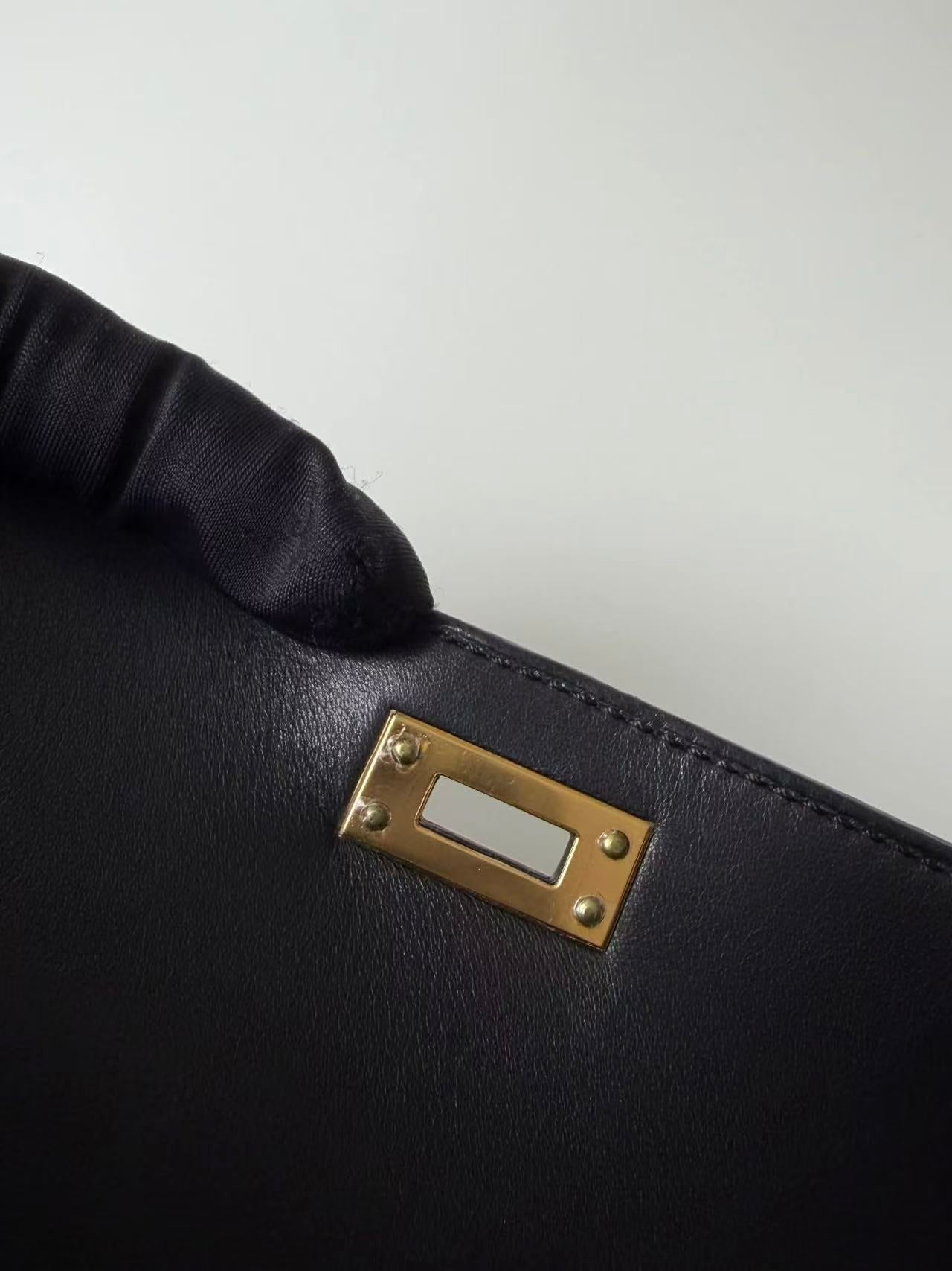 Hermès Mini Kelly 20 Black Epsom Leather Gold Hardware