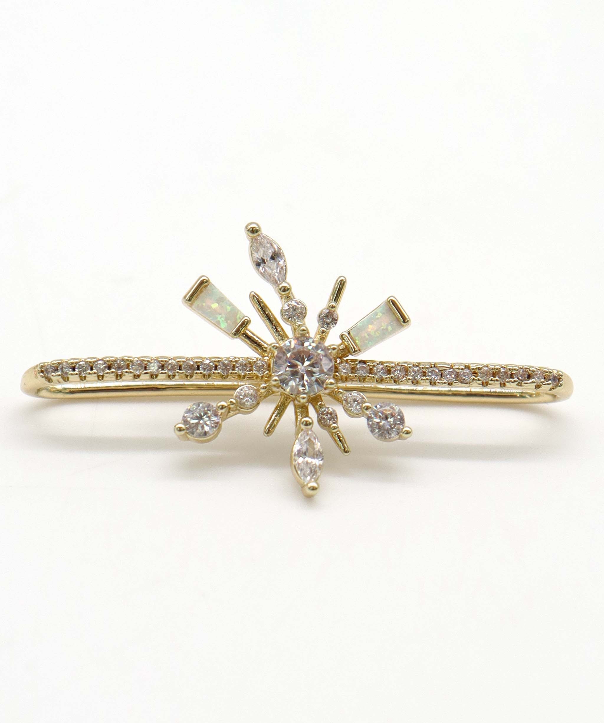 Brooch gold color ASC7225