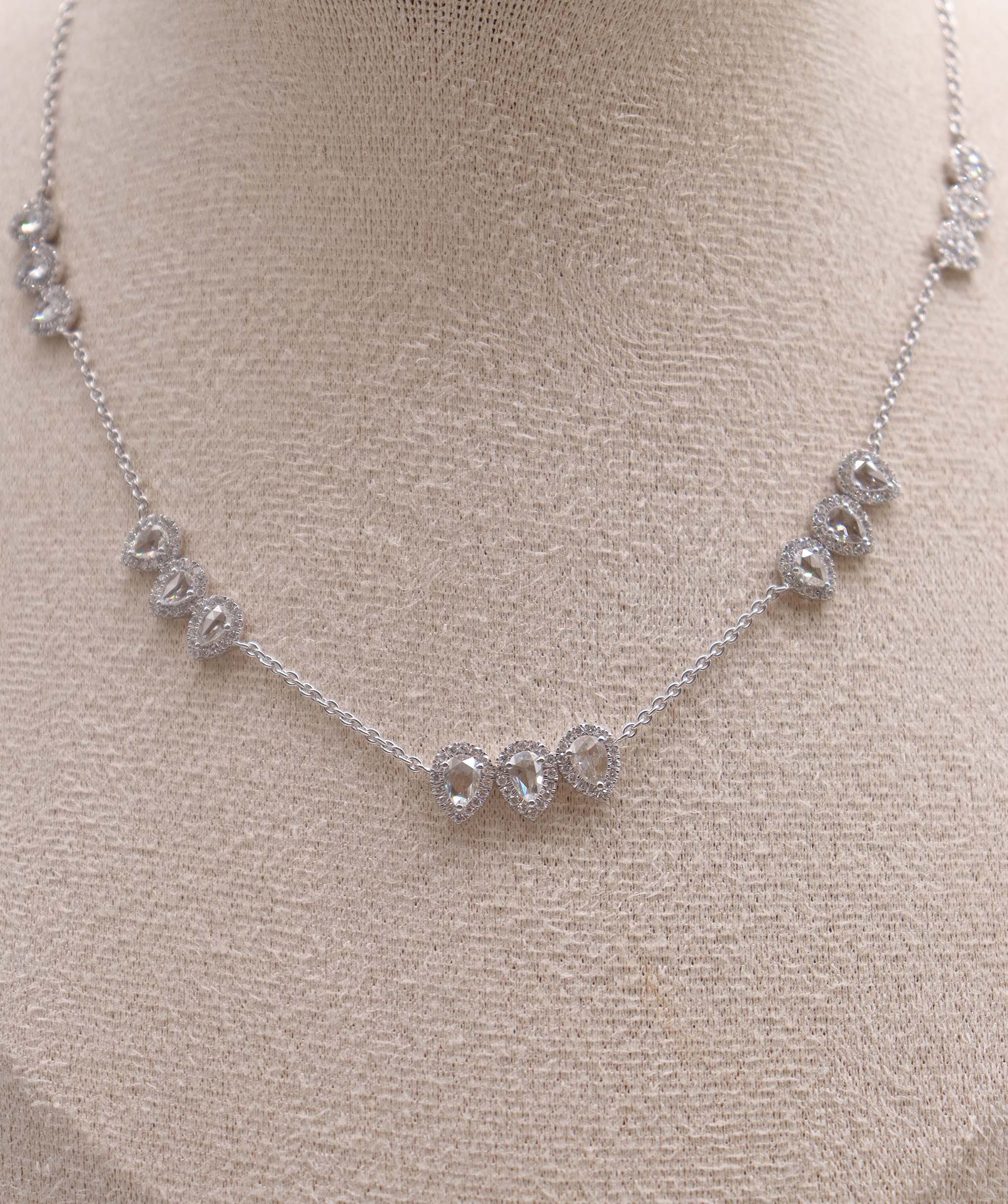 PENDENT GOLD WT 8.12 DIA WT 2.83