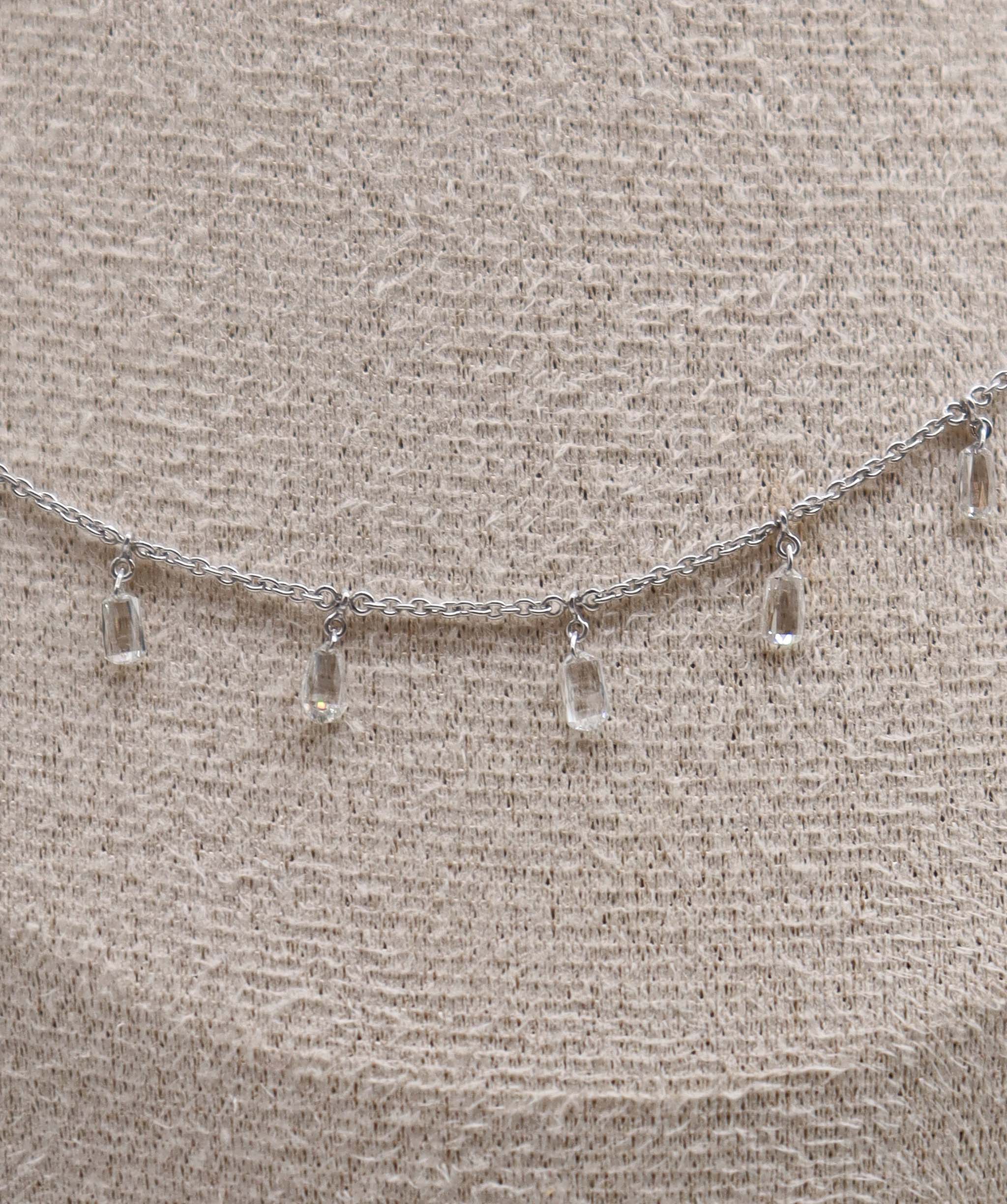 WHITE FLAT BRIO C10971