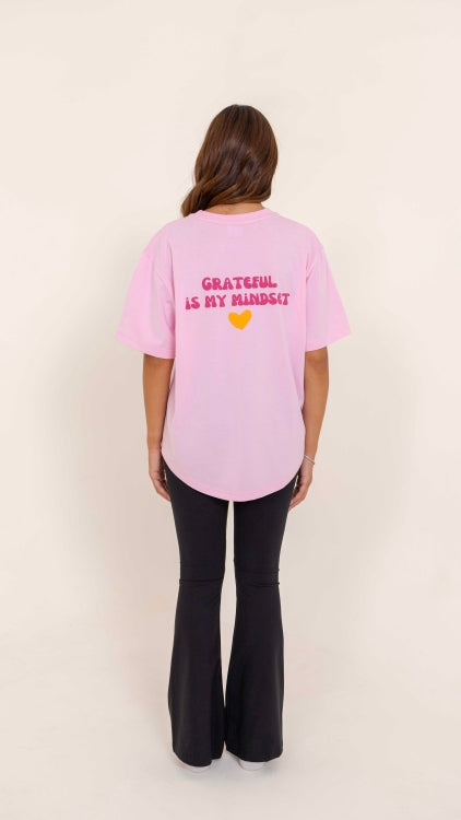 GRATEFUL PINK ADULTS T-SHIRT (قميص)