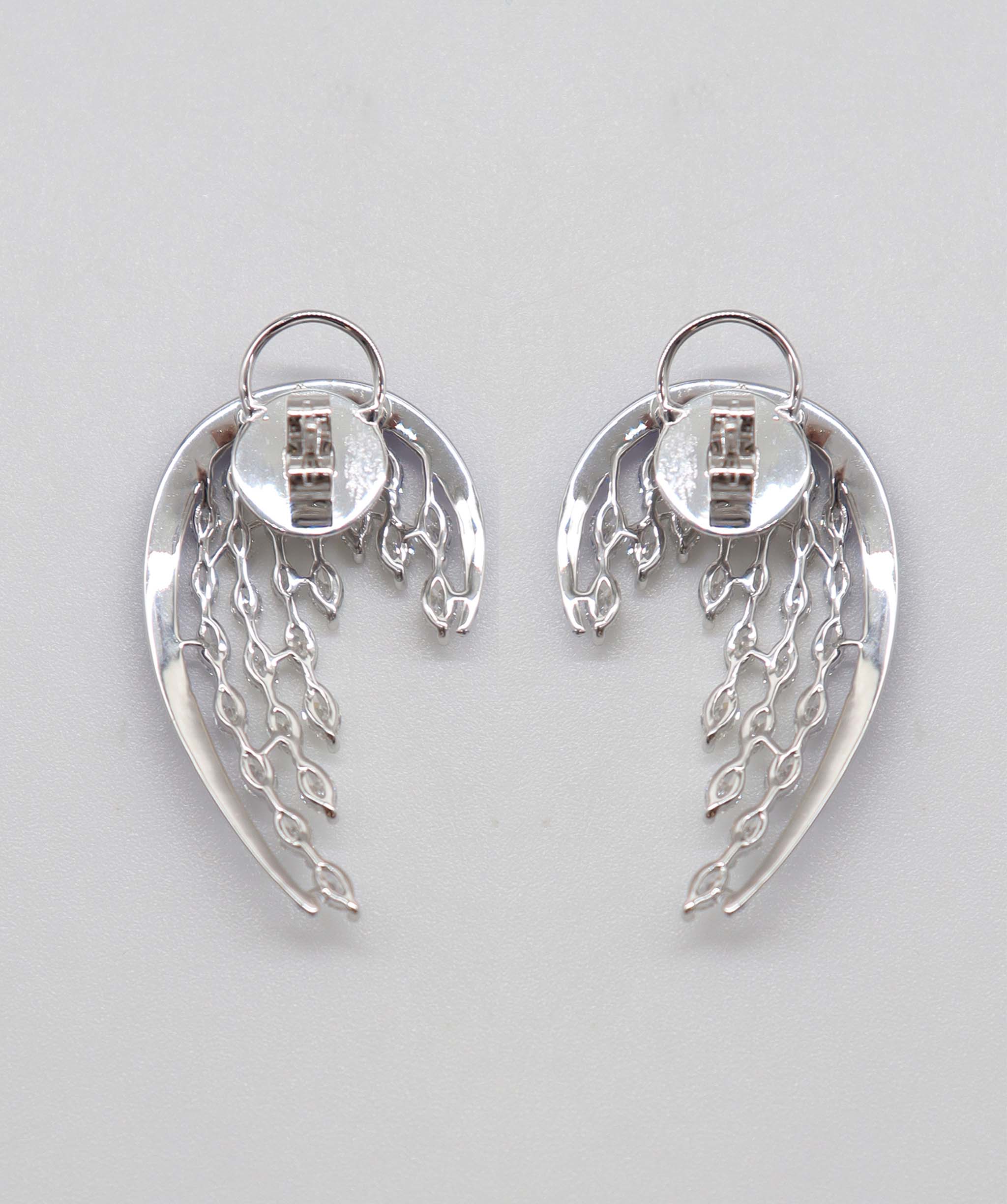 "EARRING GOLD WT 6.468 DIA WT 3.210 GEM WT 7.110 ER-J81K