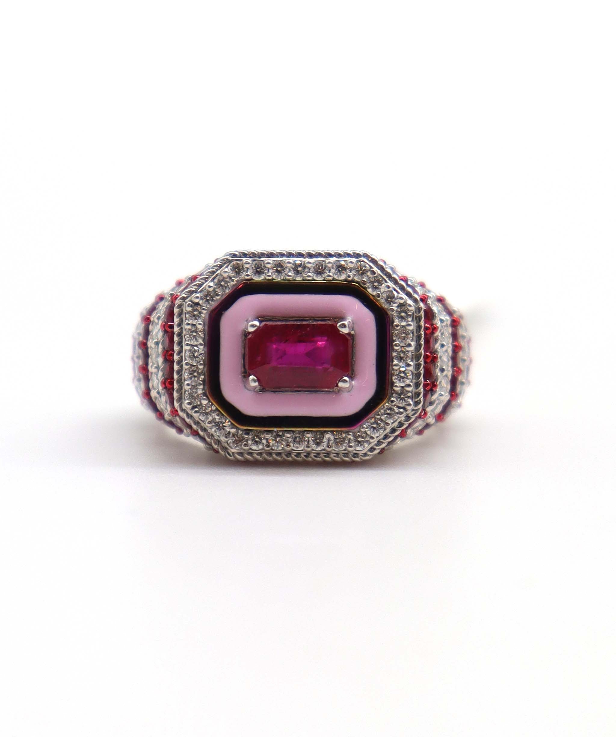 RING GOLD WT 5.637 DIA WT 0.600 CS WT 1.520 GEM WT 6.061 SIZE EU-47 R-Y48G