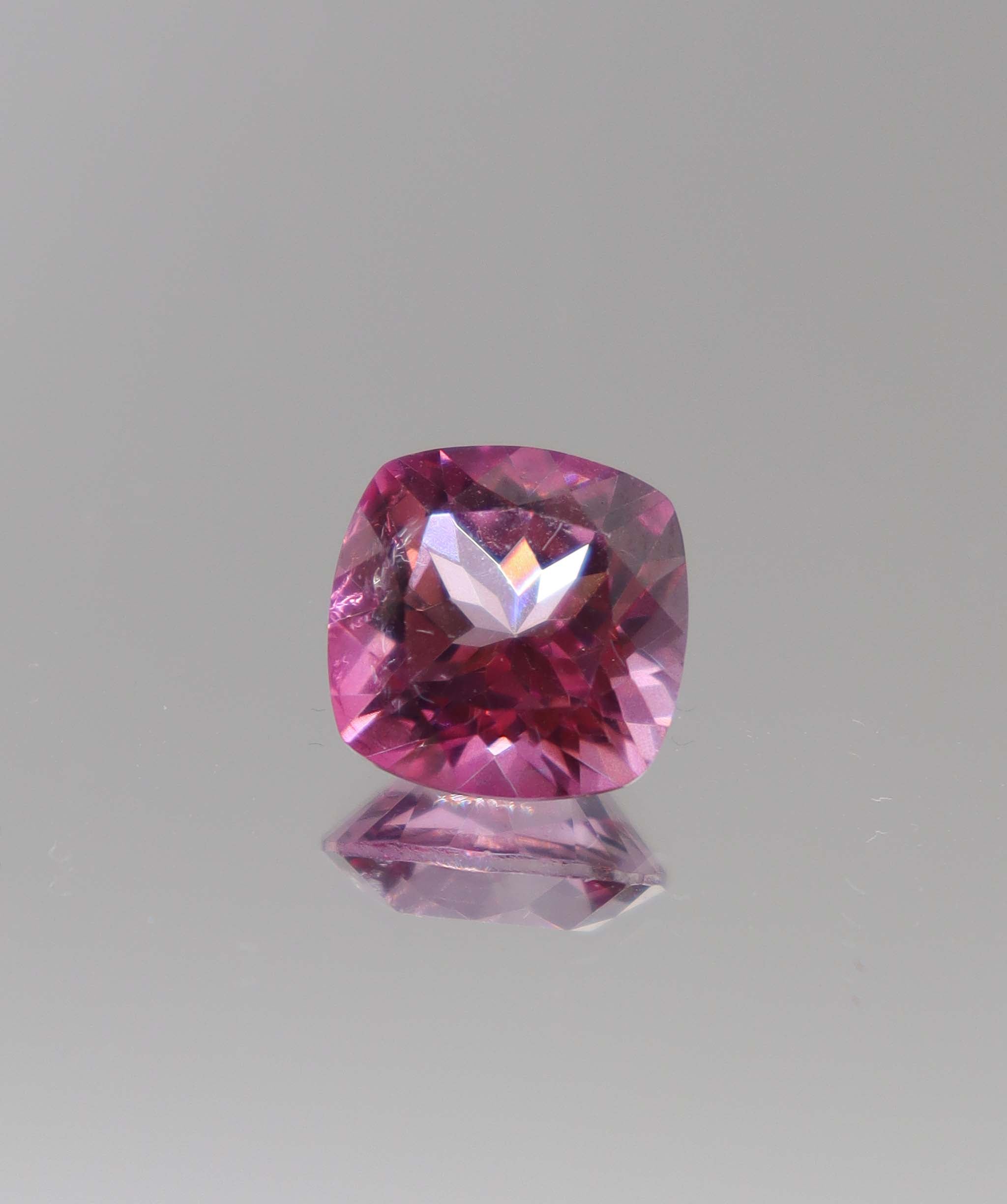 4.83ct Hot Pink Topaz Cushion DXBCS2241