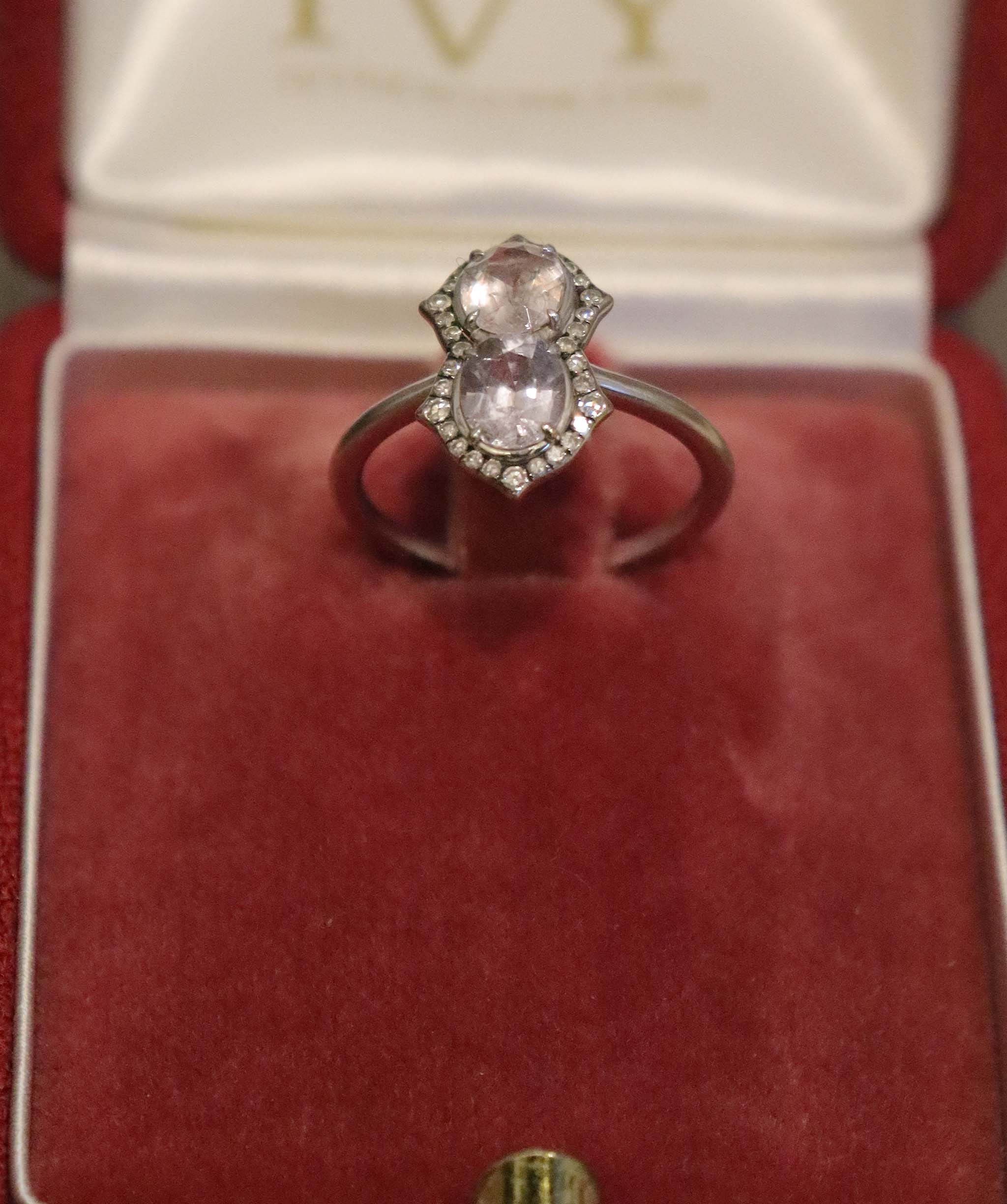 Grey spinel diamond us 6 AGC3692