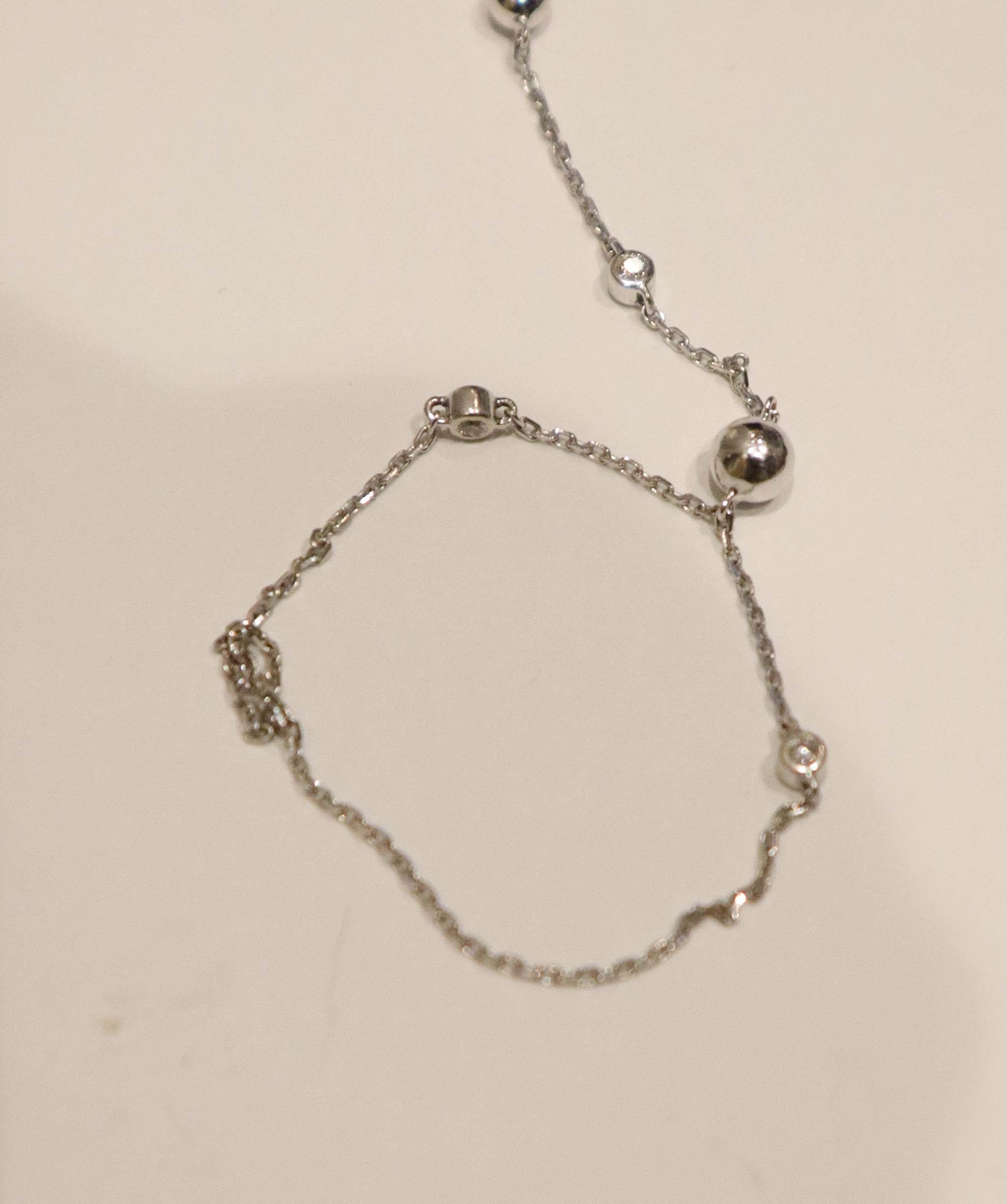 Noor S Hand chain AGC3689
