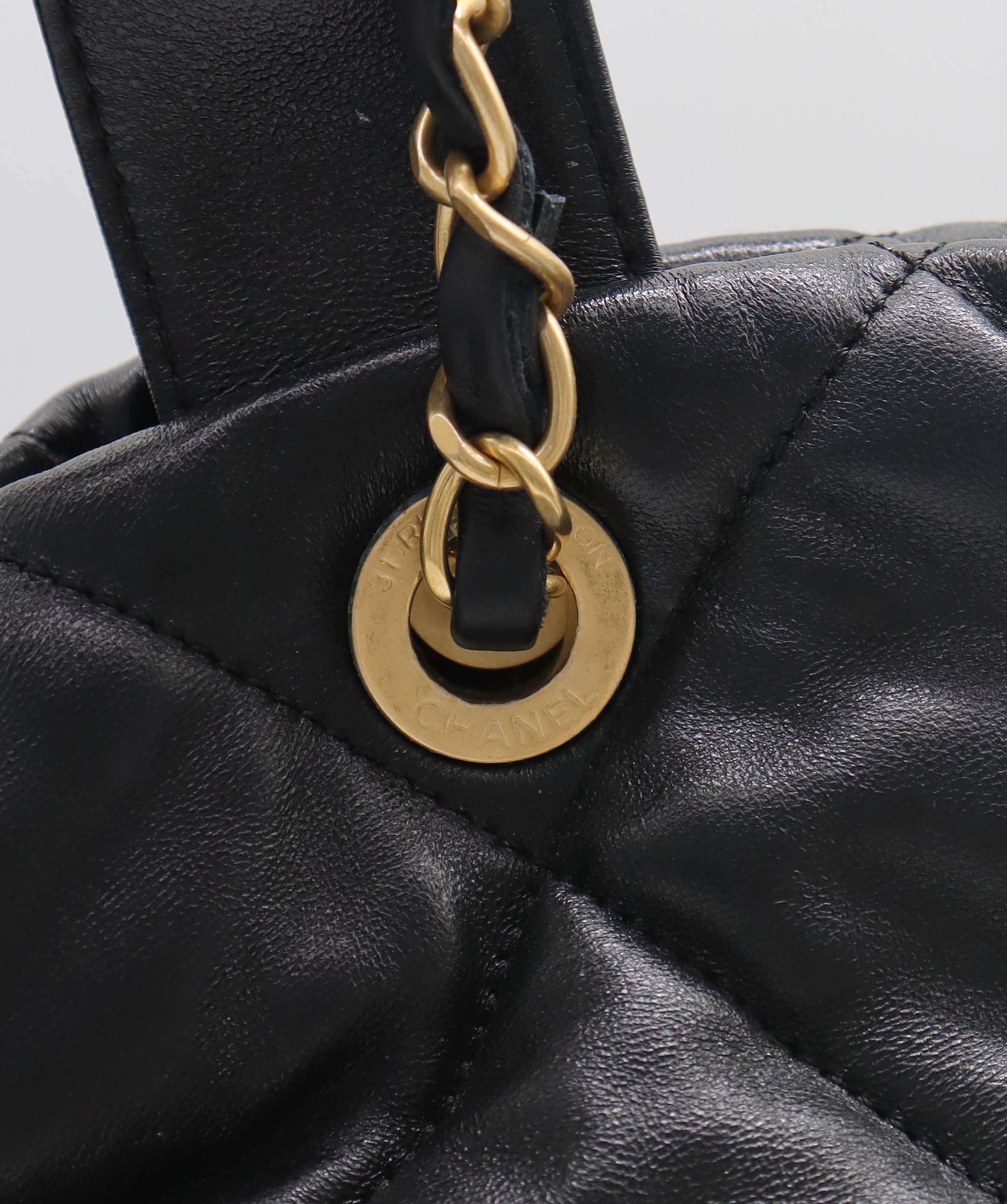 Chanel bag black ASC7177