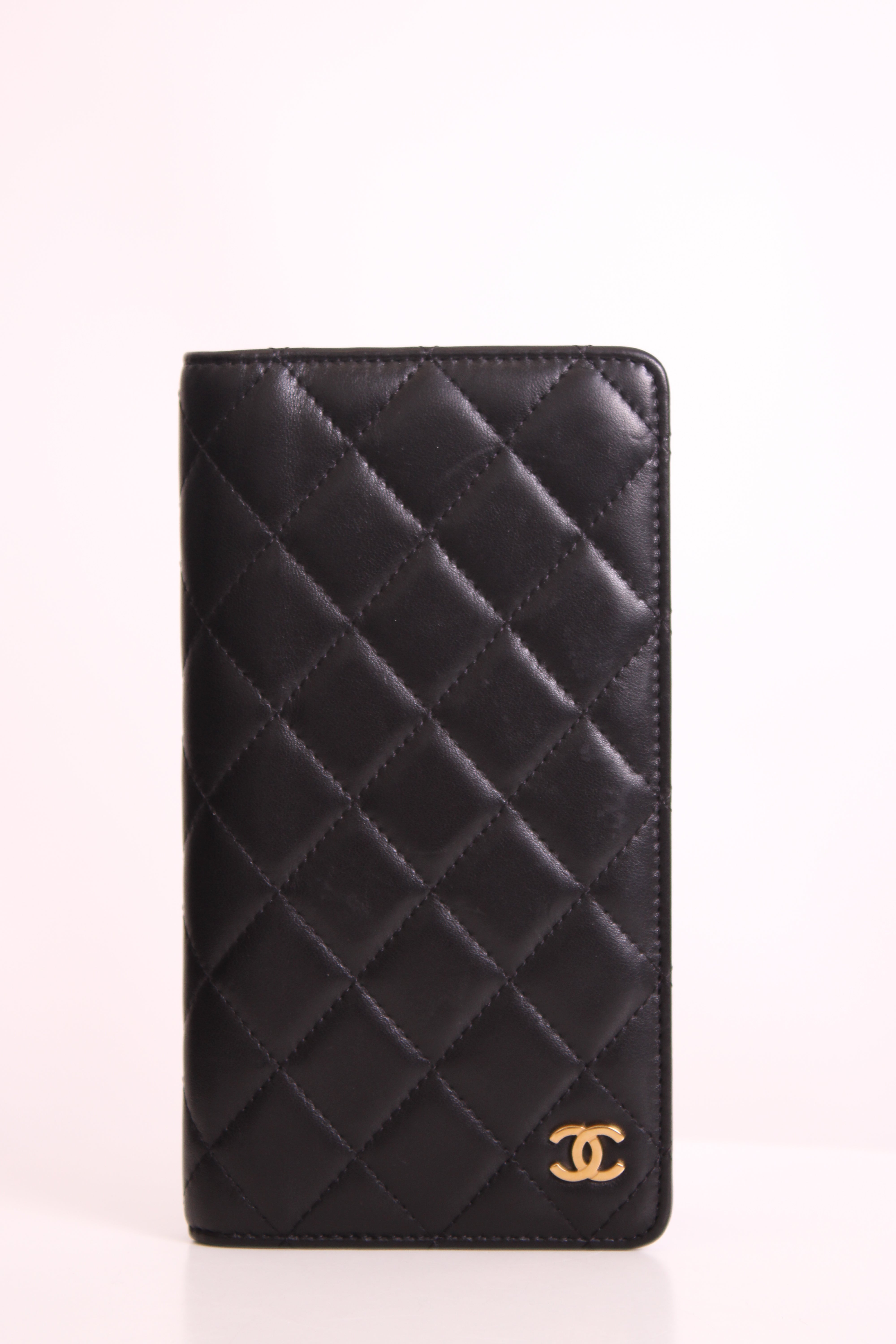 Chanel Quilted Lambskin Agenda Black